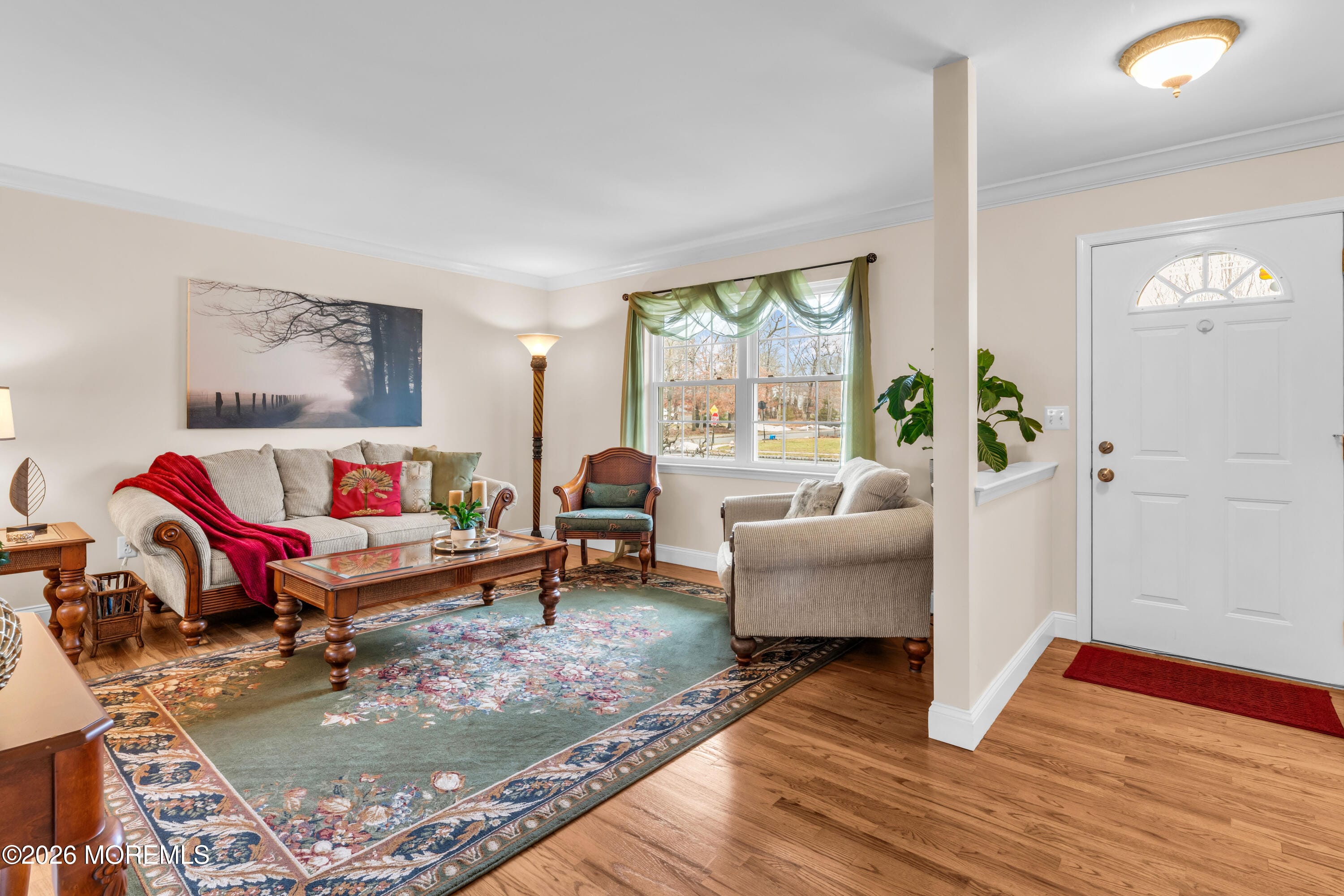 978 Feathertree Drive Image 4