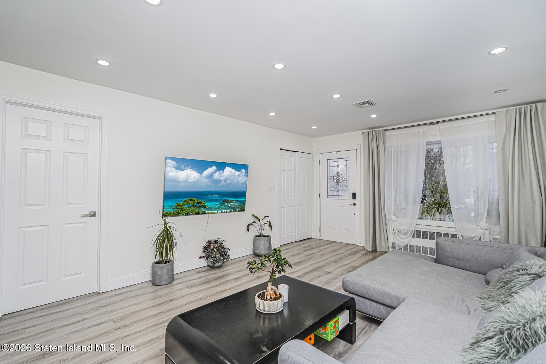 330 Isabella Avenue Image 5