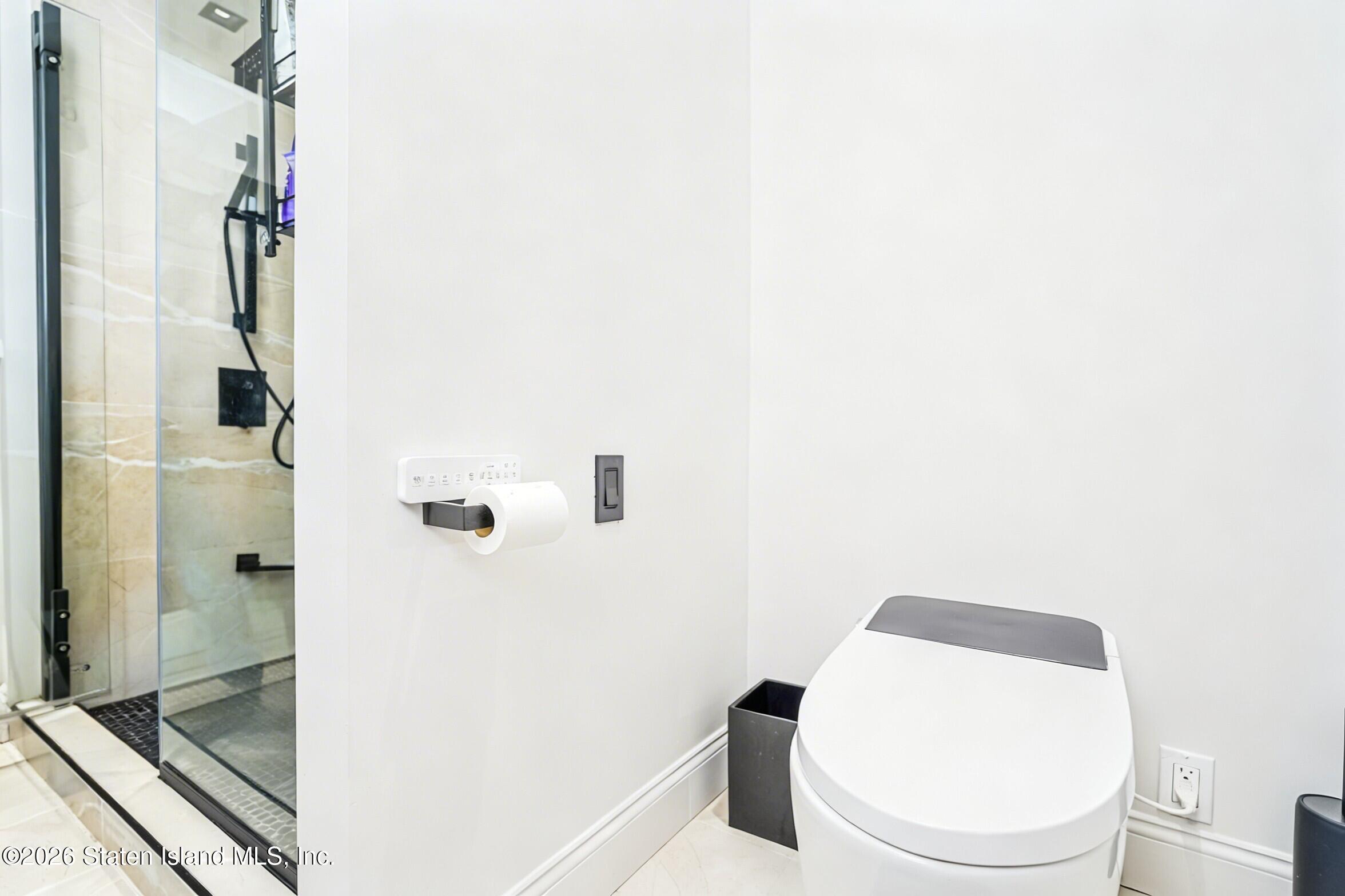 330 Isabella Avenue, Staten Island, NY, 10306 image 19