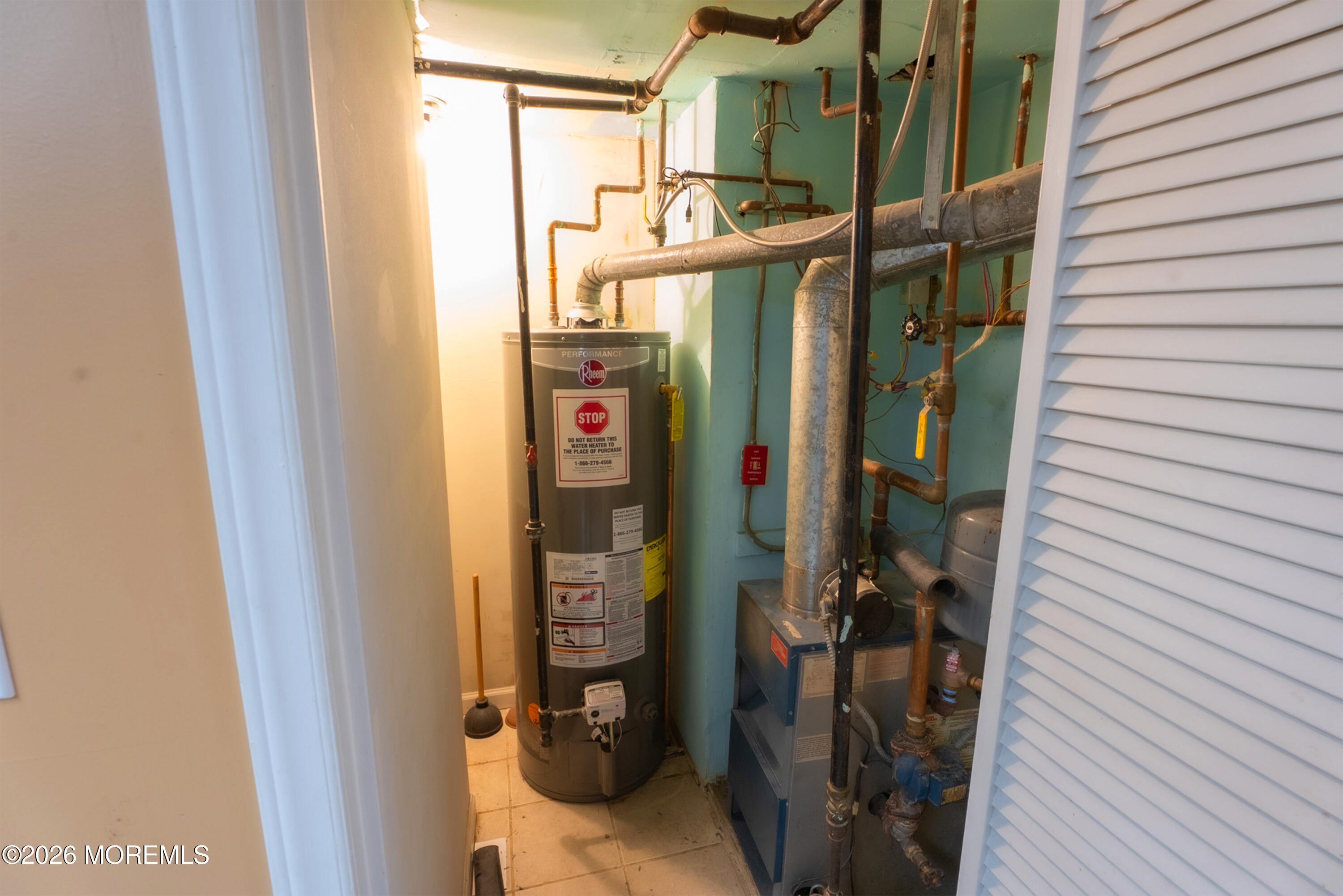 439 Ashley Street, Perth Amboy City, NJ, 08861 image 17