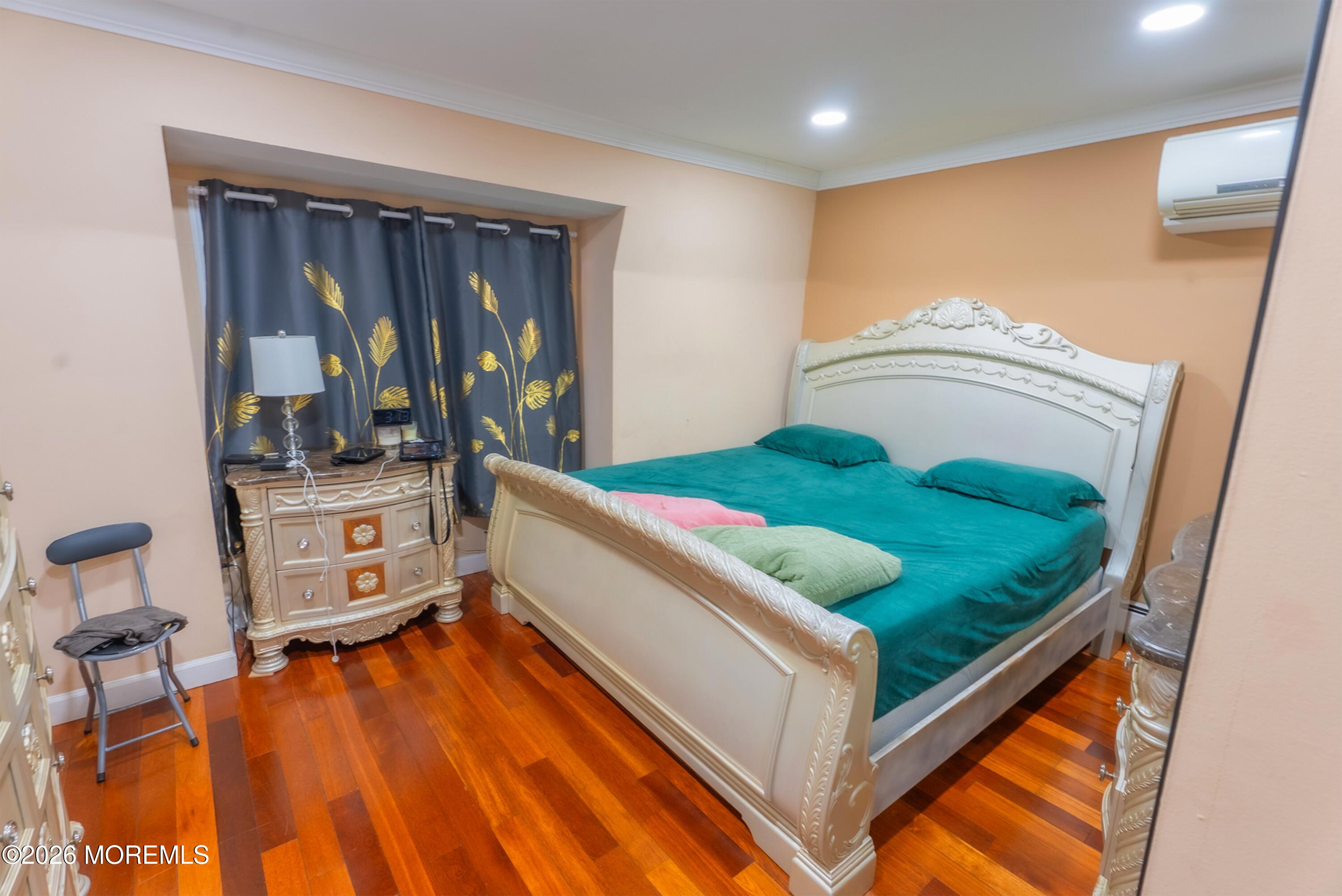 439 Ashley Street Image 4