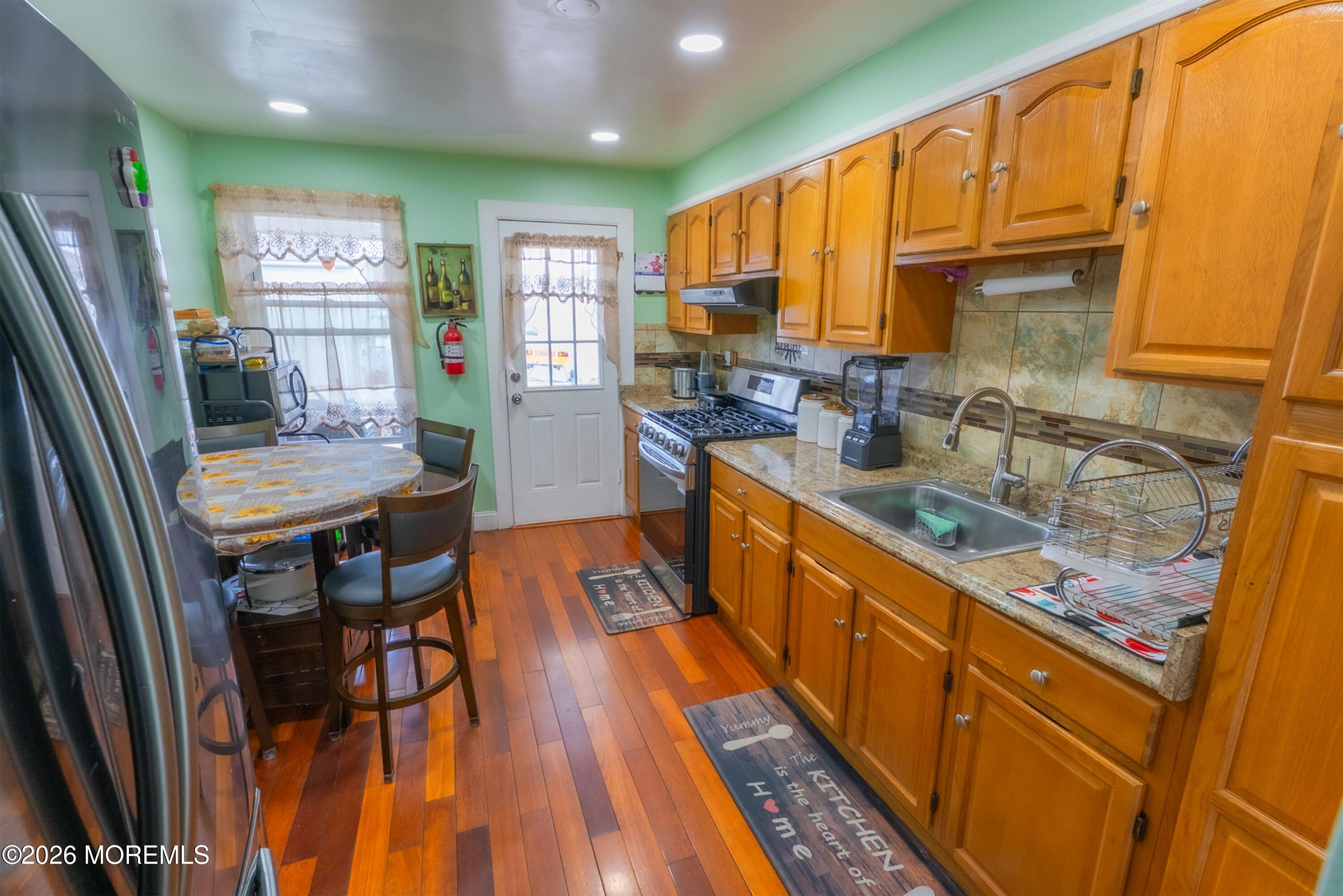 439 Ashley Street Image 2