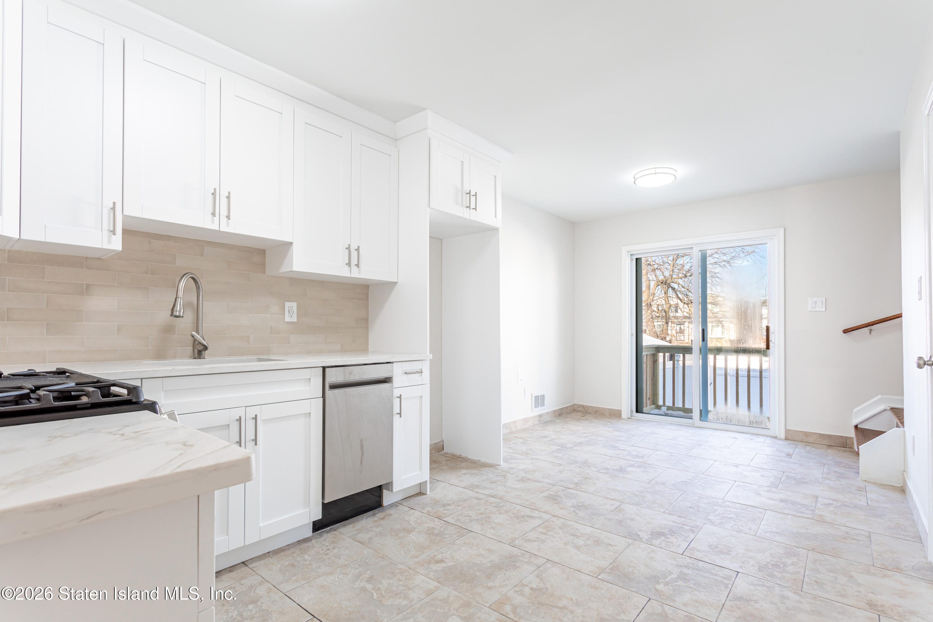 21 Spirit Lane, Staten Island, NY, 10303 image 6