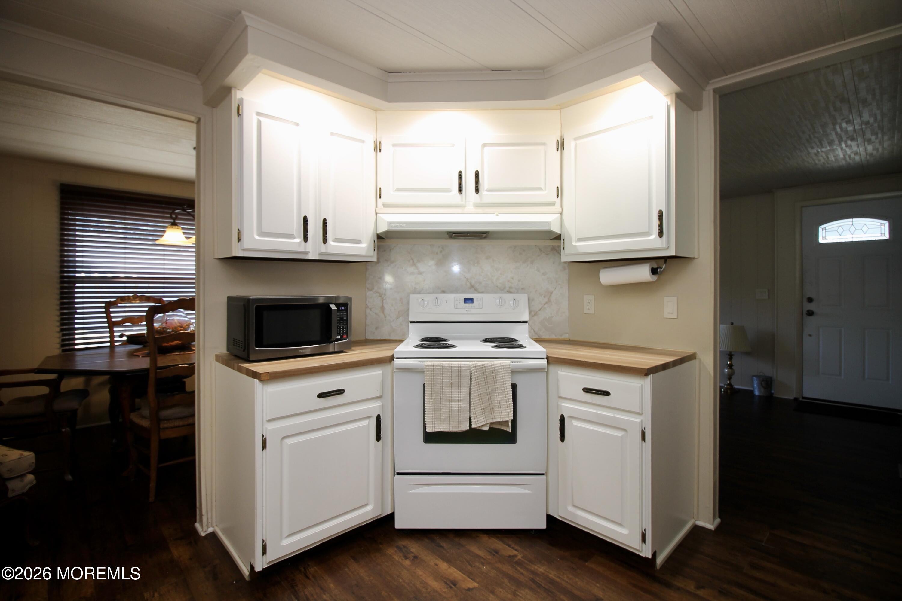 606 Jerome Place, Freehold, NJ, 07728 image 15