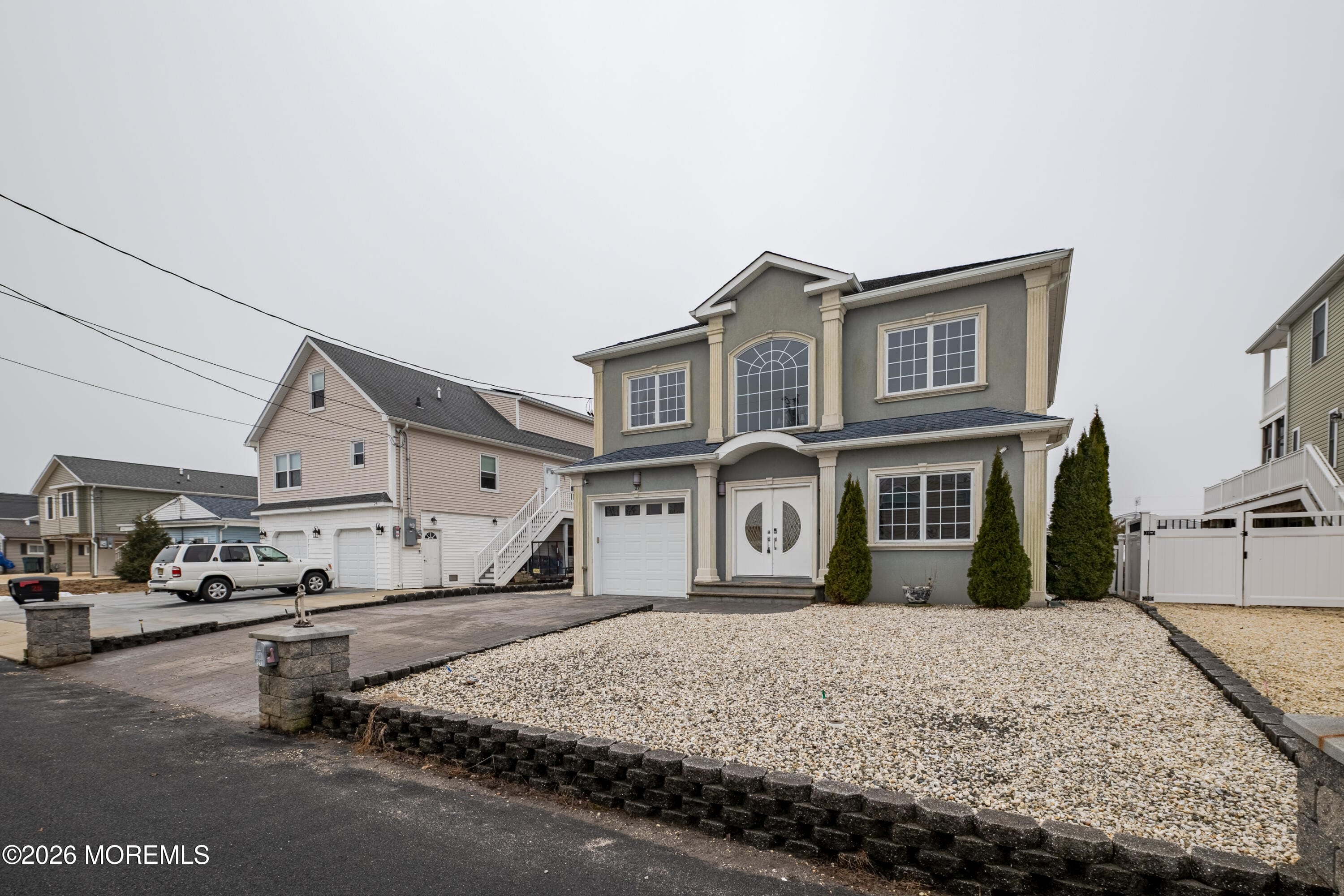 27 W Mohawk Drive Image 4