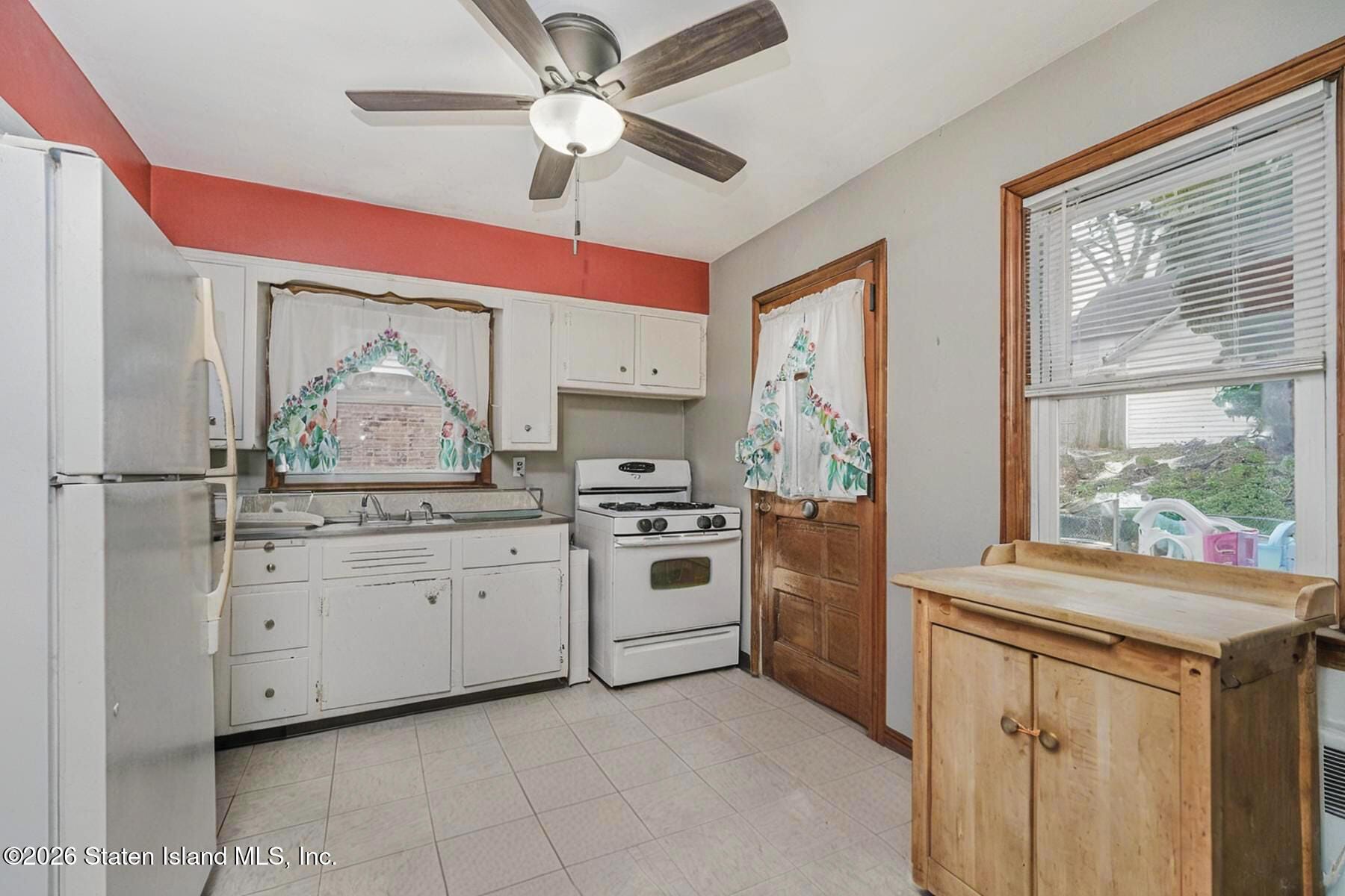 20 Baker Place Image 5