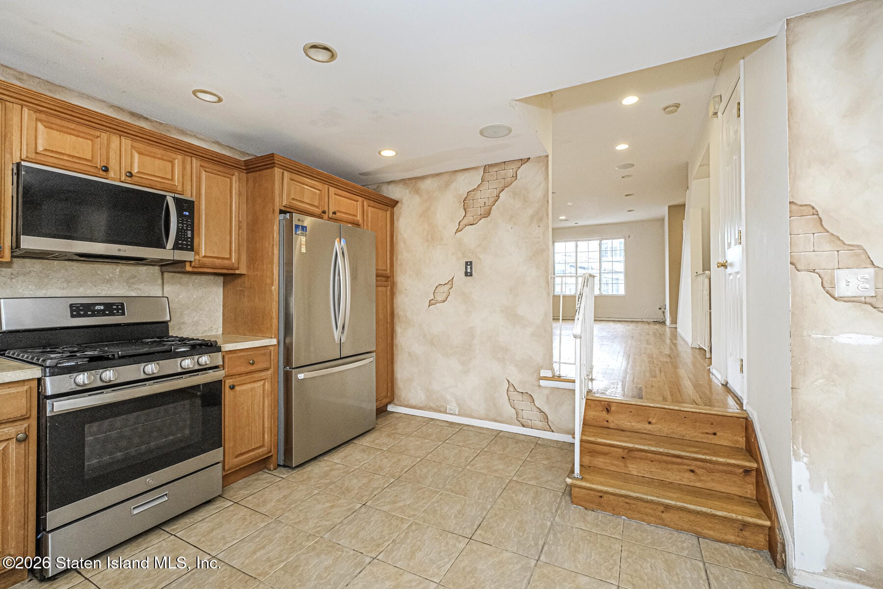 61 Merivale Lane, Staten Island, NY, 10304 image 6