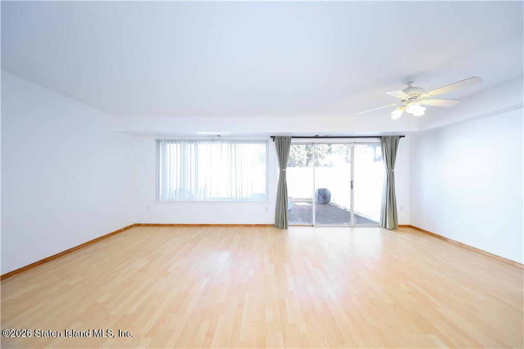 31 Barclay Circle, Staten Island, NY, 10312 image 10