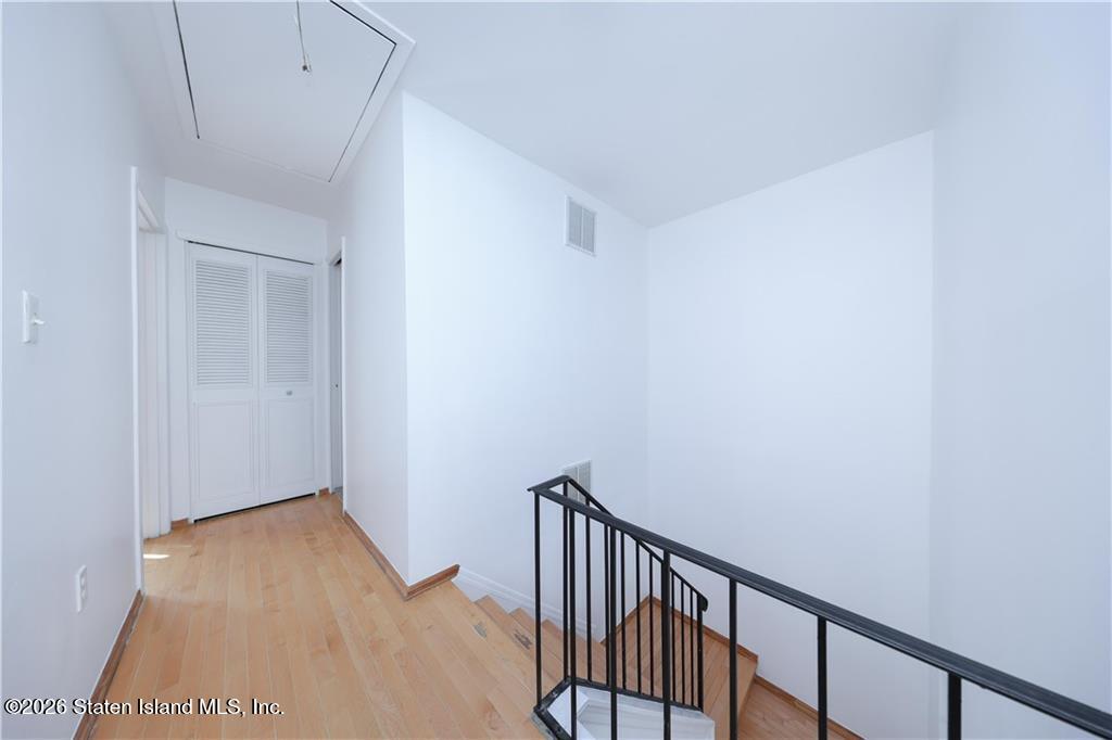 31 Barclay Circle, Staten Island, NY, 10312 image 14