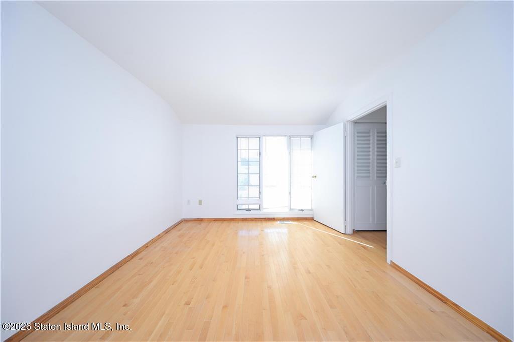 31 Barclay Circle, Staten Island, NY, 10312 image 20