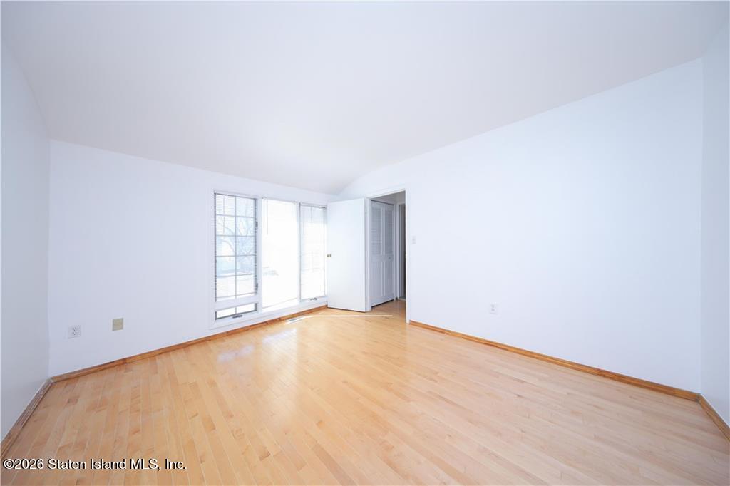 31 Barclay Circle, Staten Island, NY, 10312 image 21