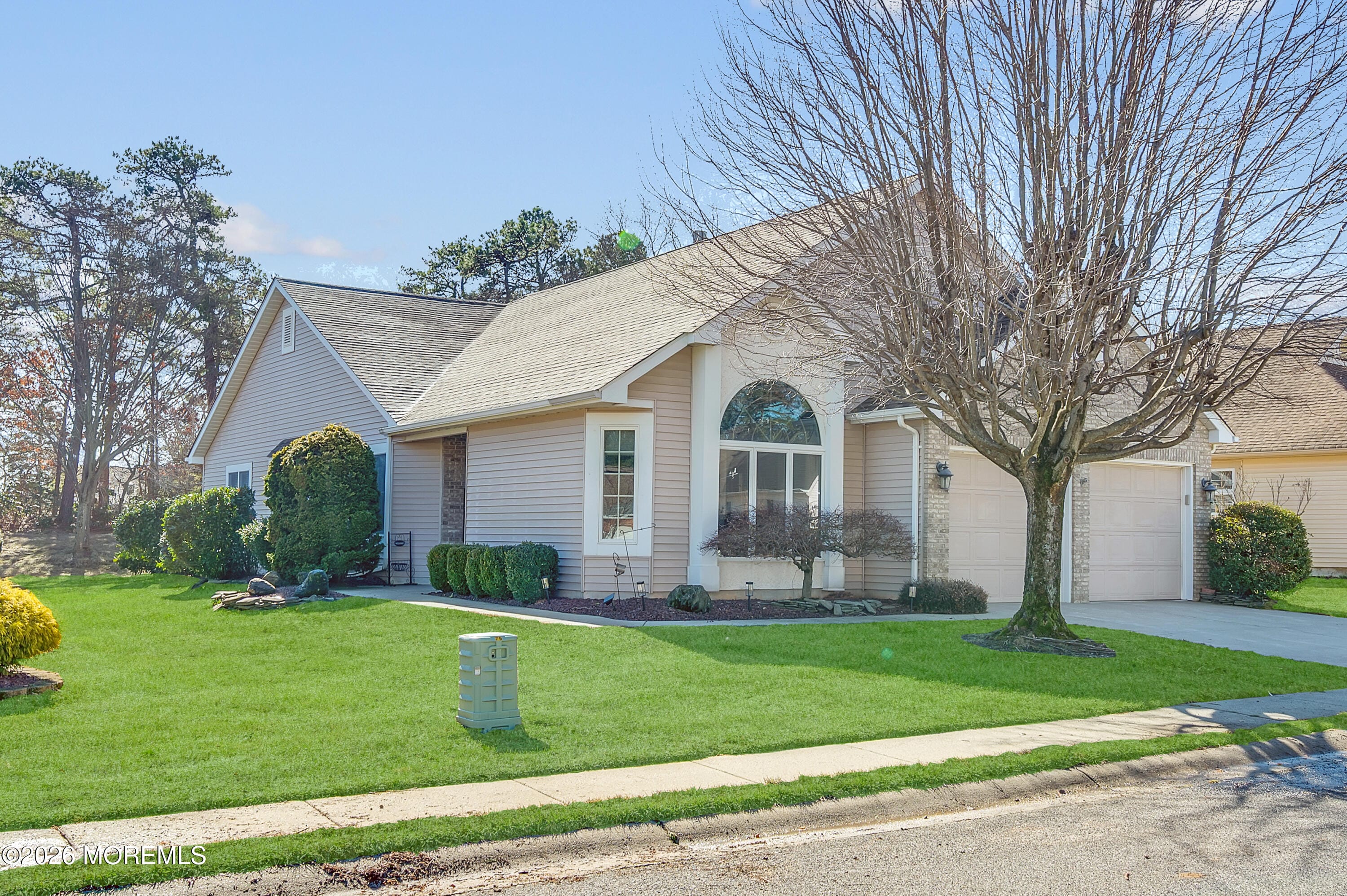 2279 S Chanticleer Court, Toms River, NJ, 08755