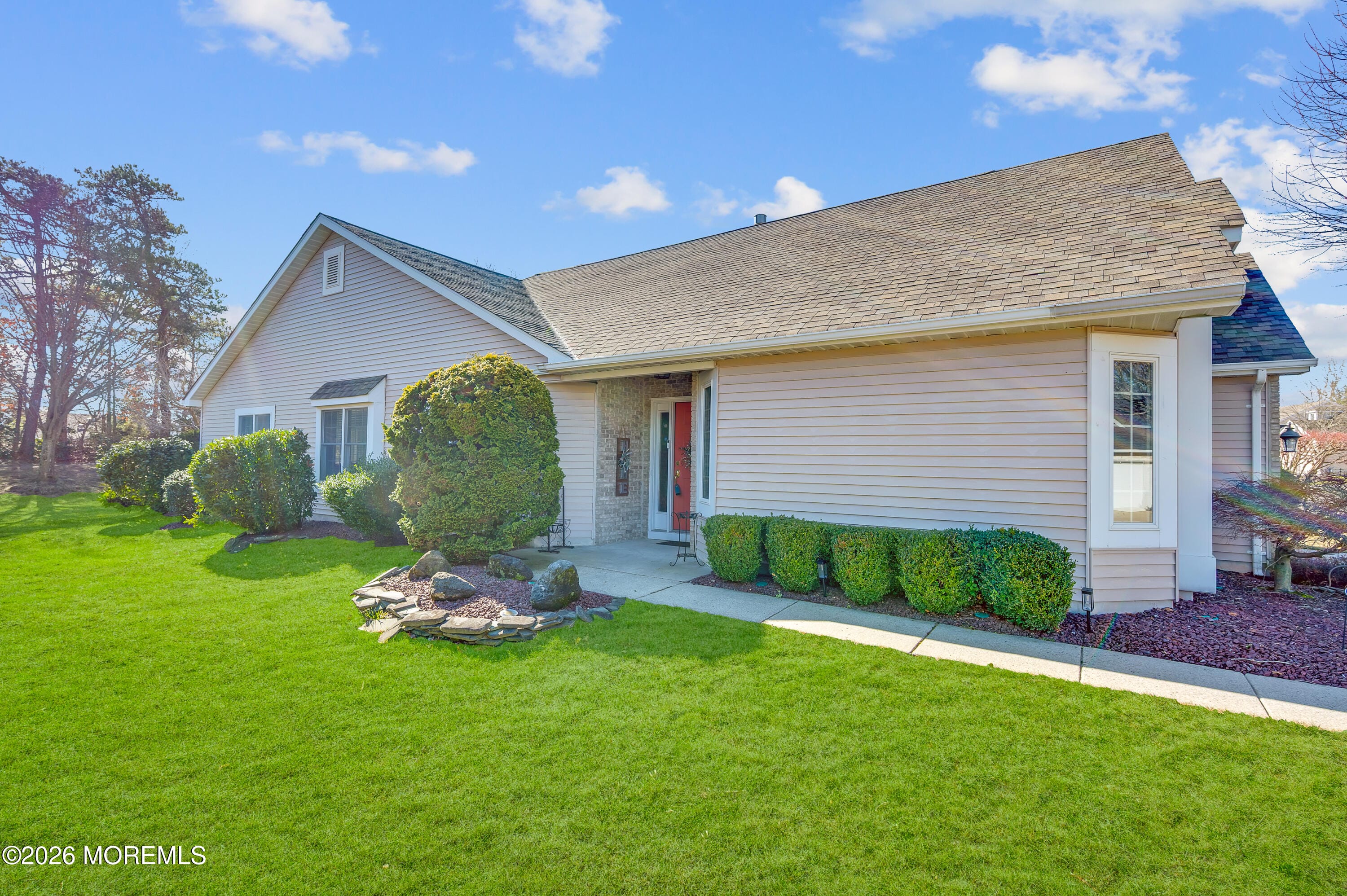 2279 S Chanticleer Court Image 3