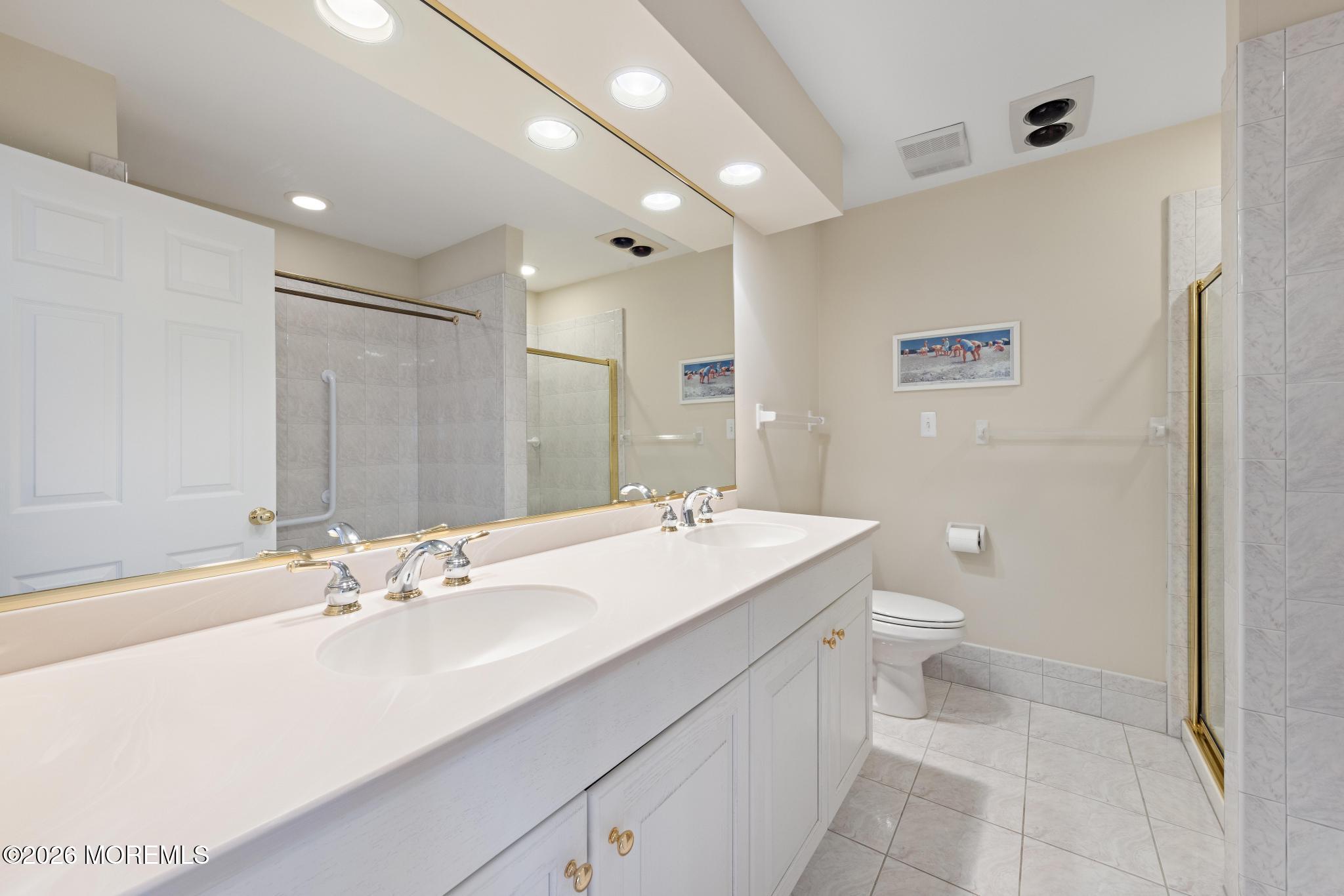 194 Heritage Court, Little Silver, NJ, 07739 image 37