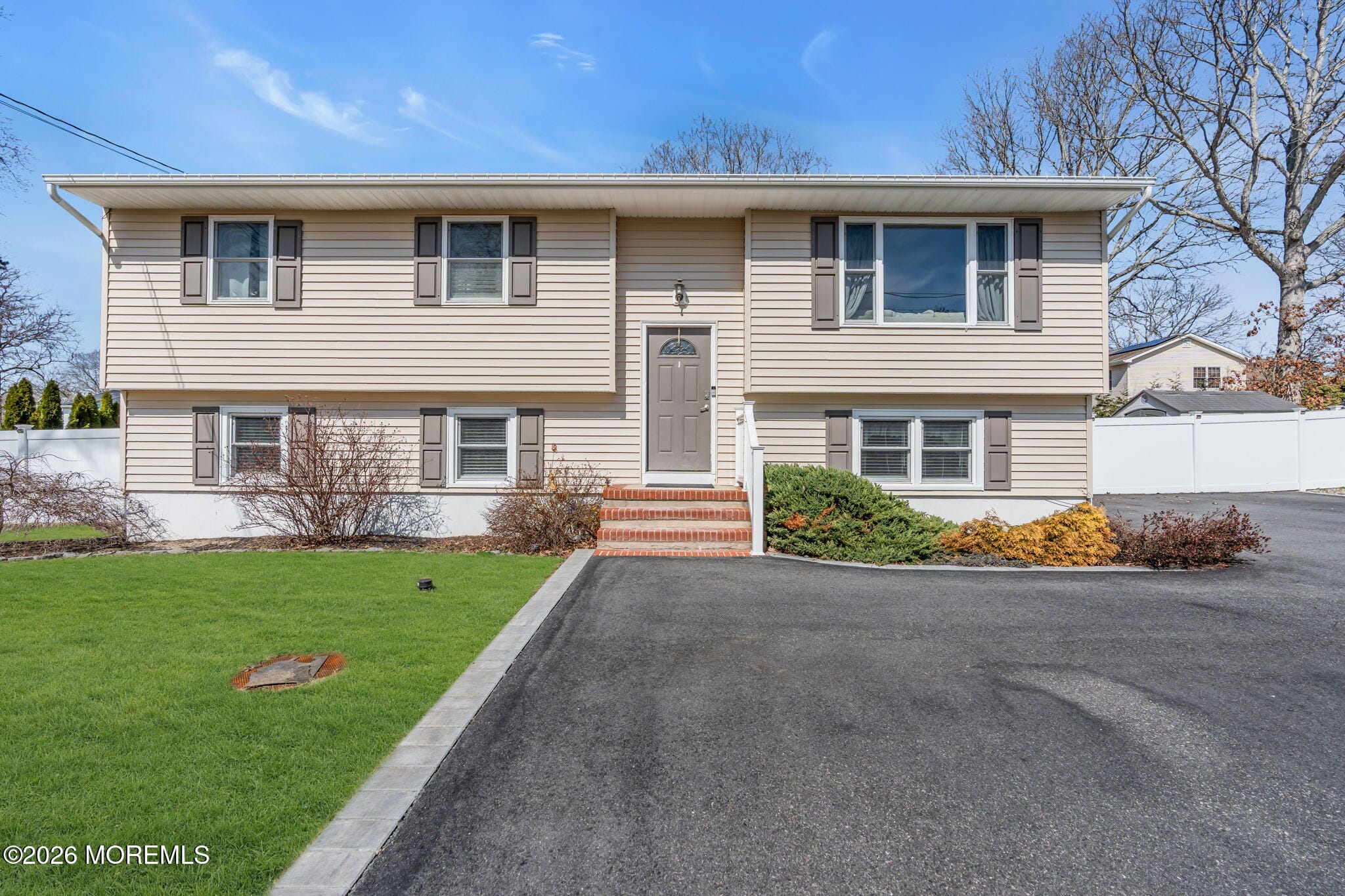 725 Commonwealth Boulevard Image 4