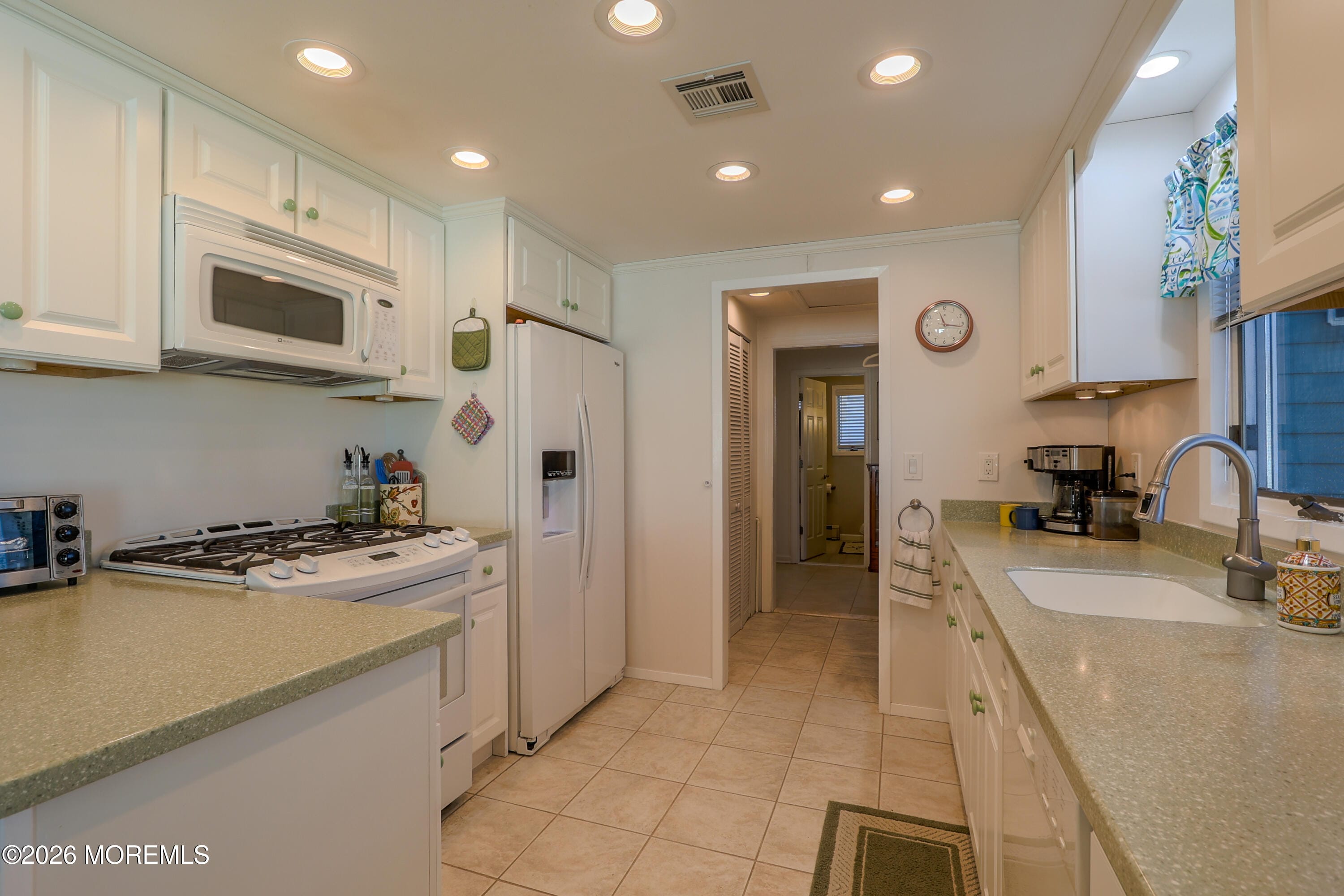 16 Peg Leg Way, Waretown, NJ, 08758 image 10