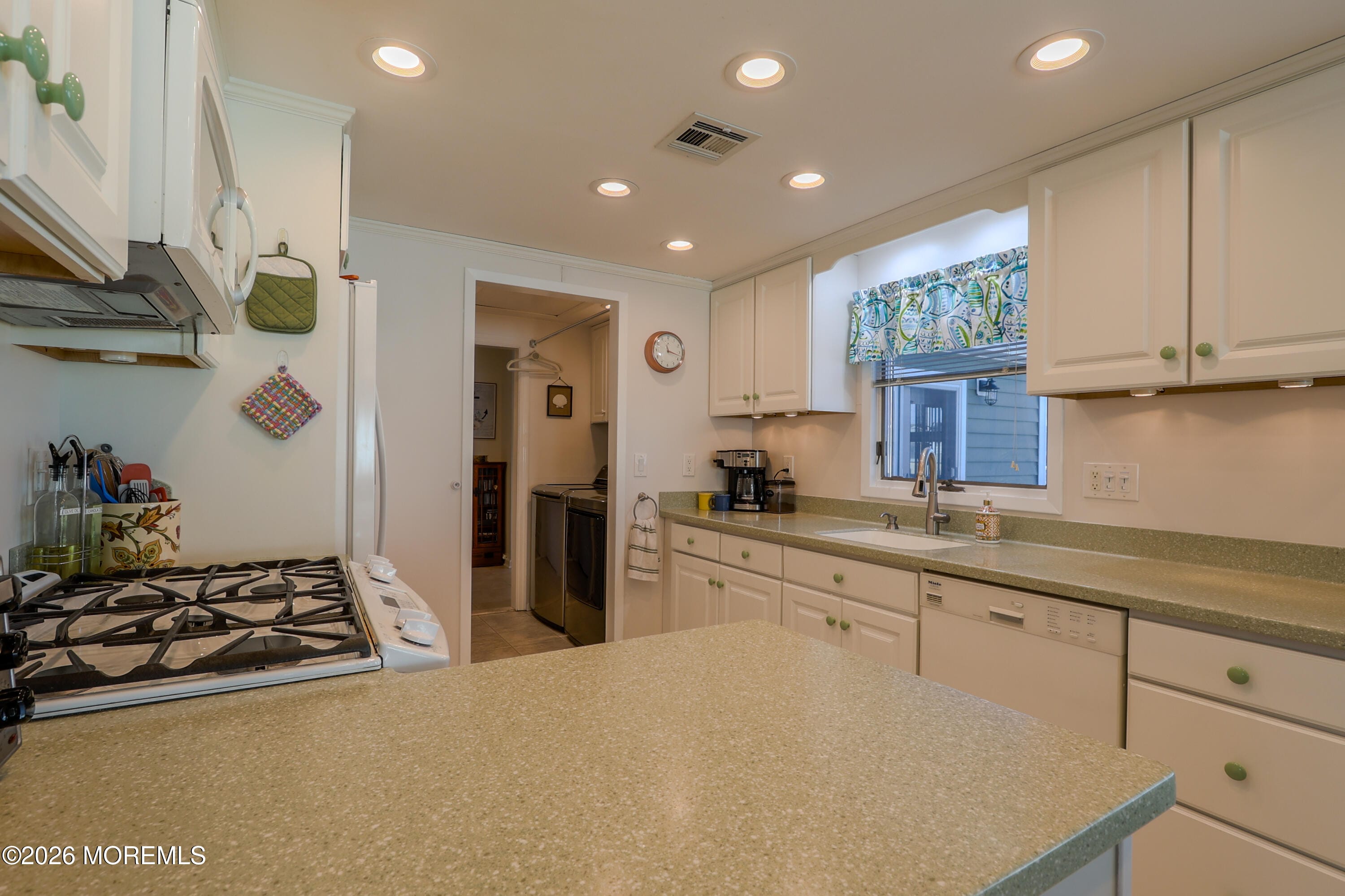 16 Peg Leg Way, Waretown, NJ, 08758 image 9