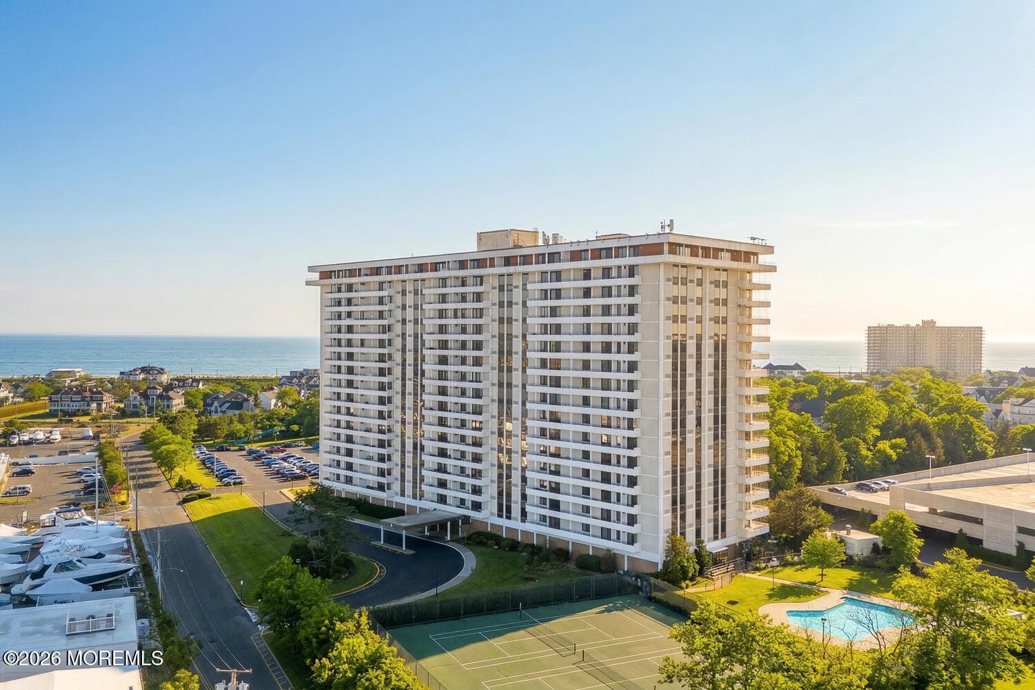 1 Channel Drive 206 Image 2