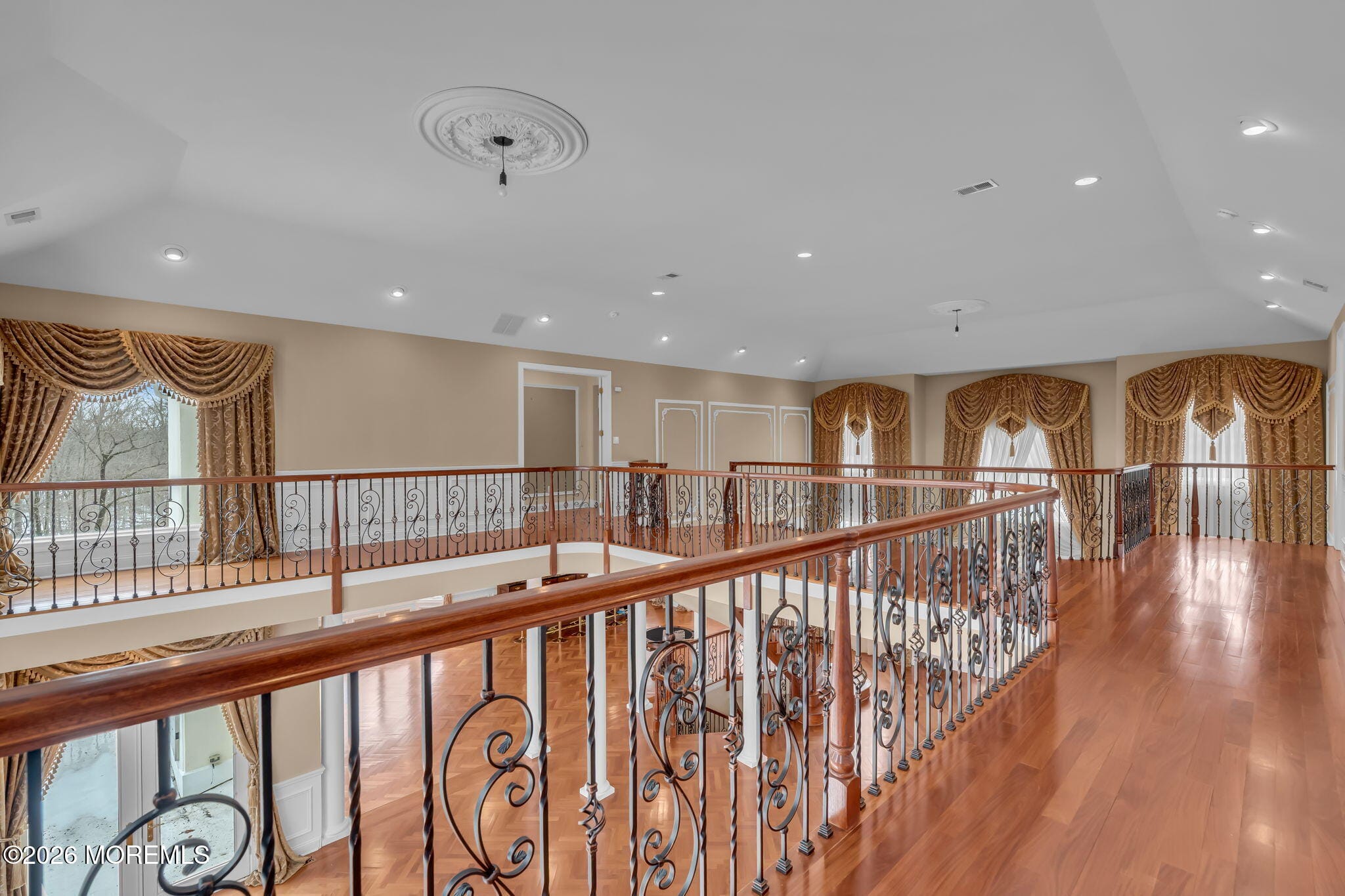 1 Embry Farm Road, Marlboro, NJ, 07746 image 31