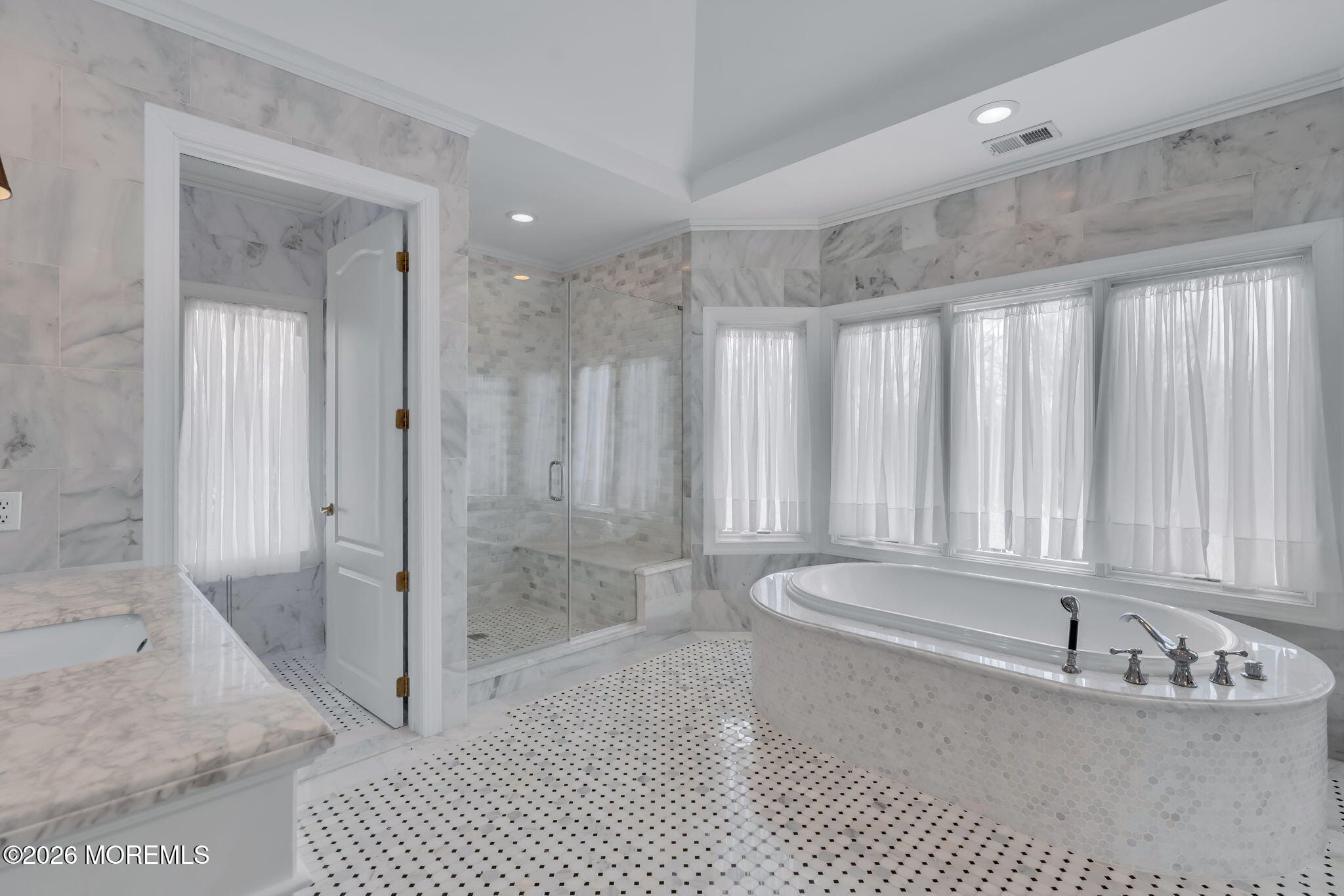 1 Embry Farm Road, Marlboro, NJ, 07746 image 35