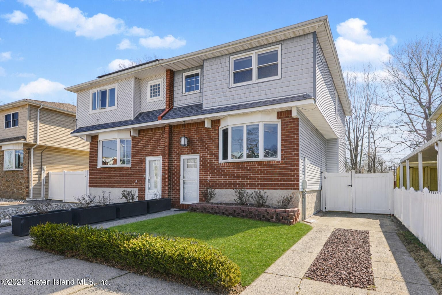 1926 N Railroad Avenue Image 2