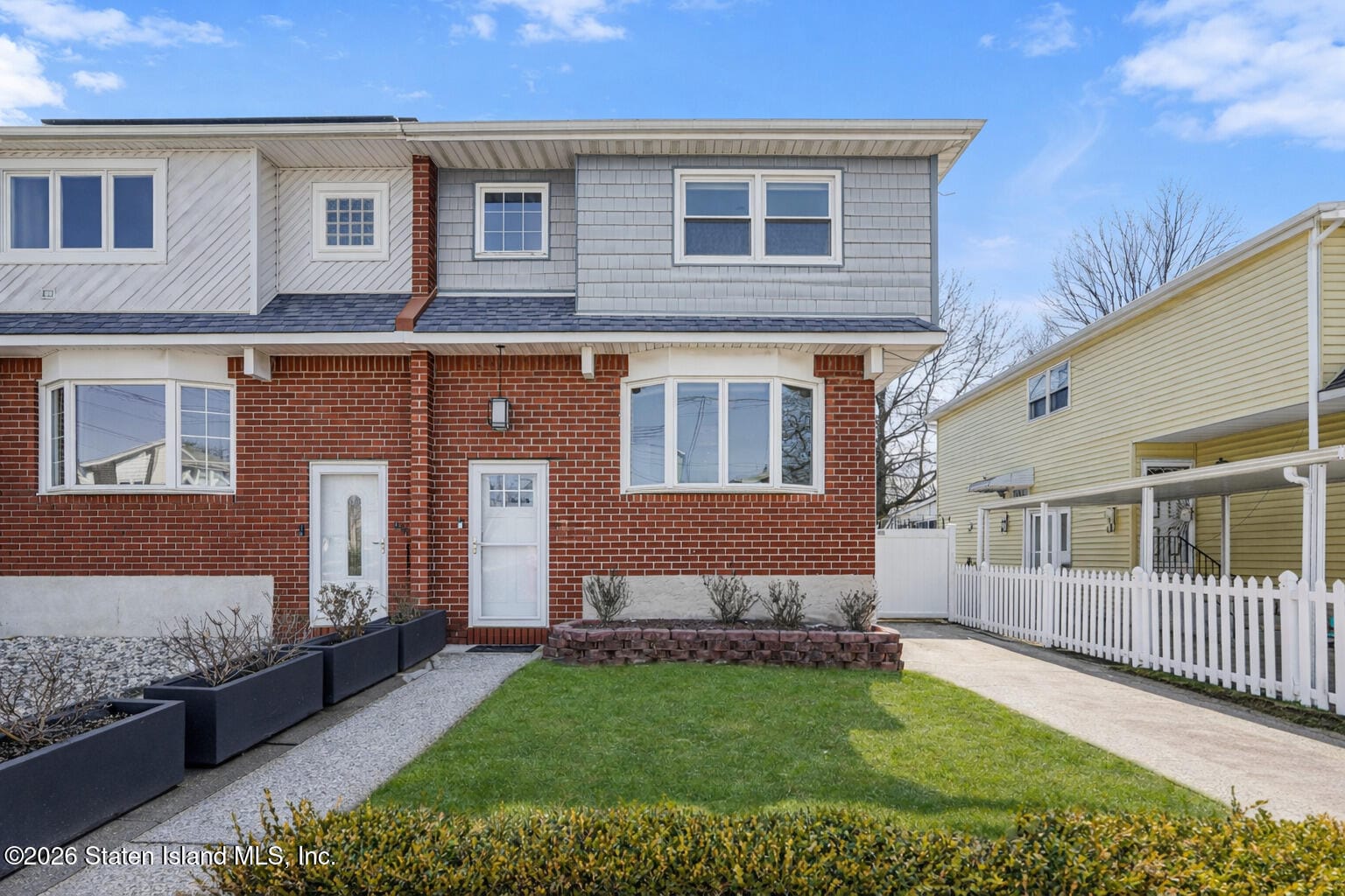 1926 N Railroad Avenue, Staten Island, NY, 10306