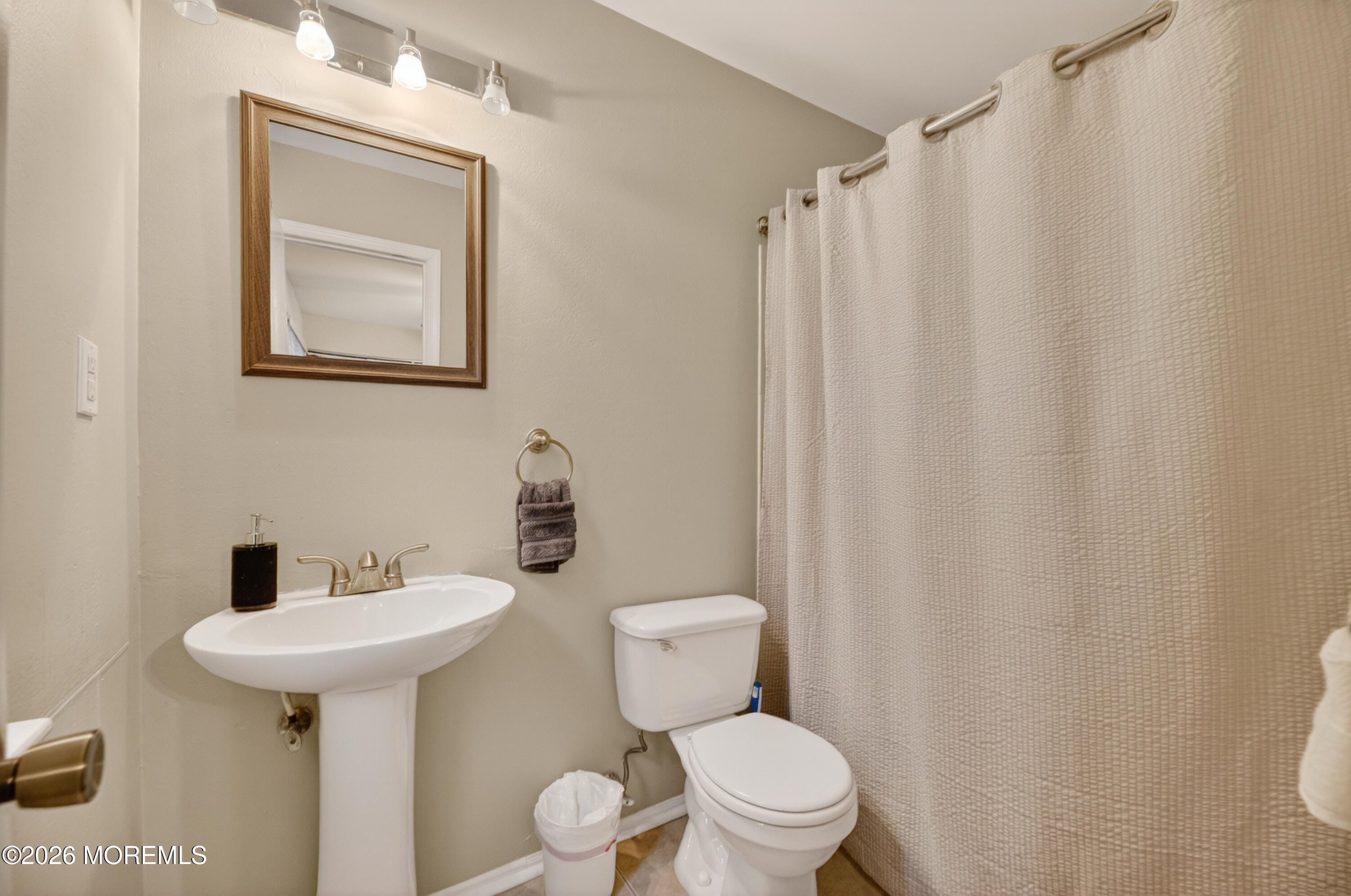 51 Lantern Lane, Sayreville, NJ, 08872 image 16