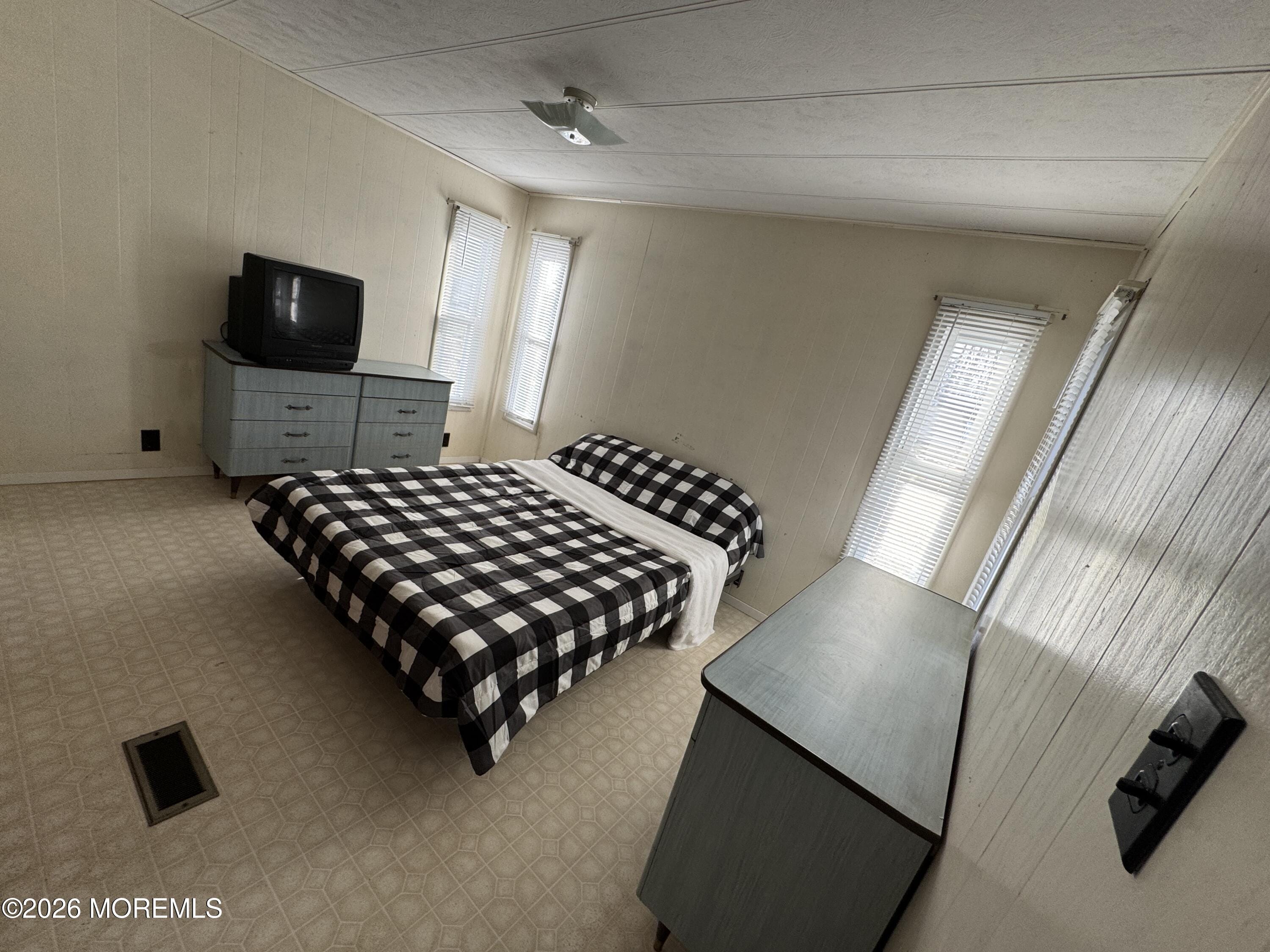 9 Sams Court, Hazlet, NJ, 07730 image 8