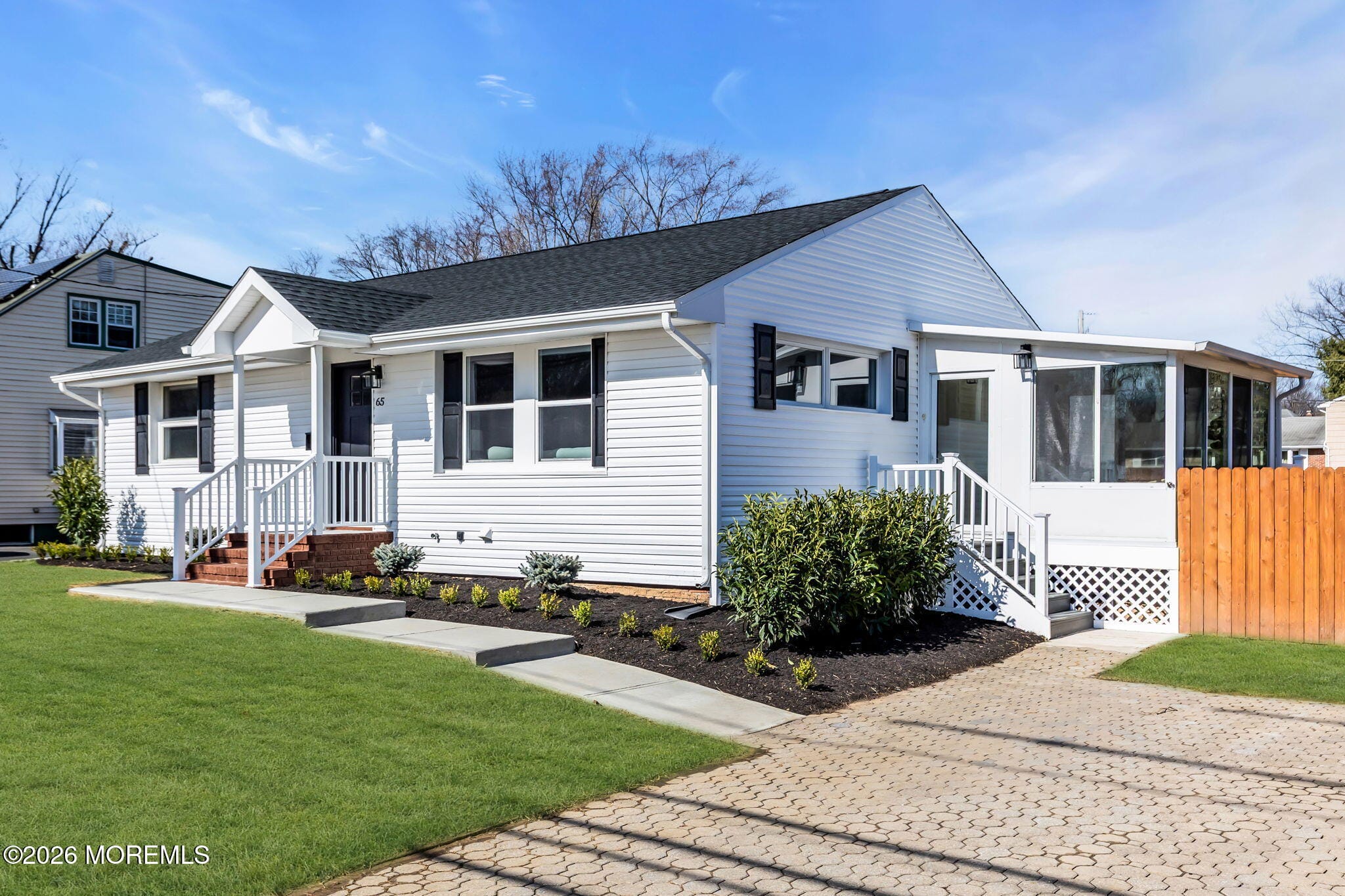 65 Ravine Drive Image 3