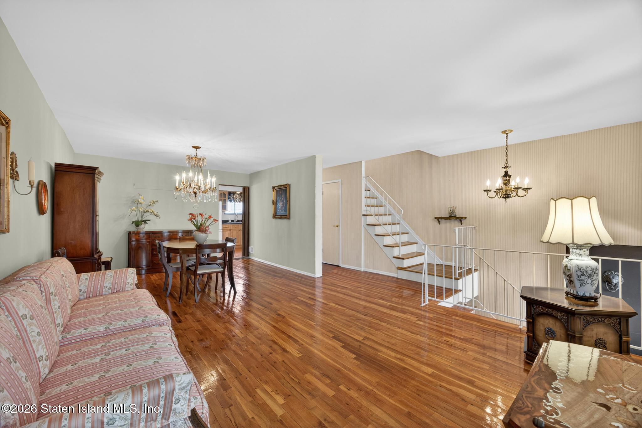 261 Hillbrook Drive Image 2