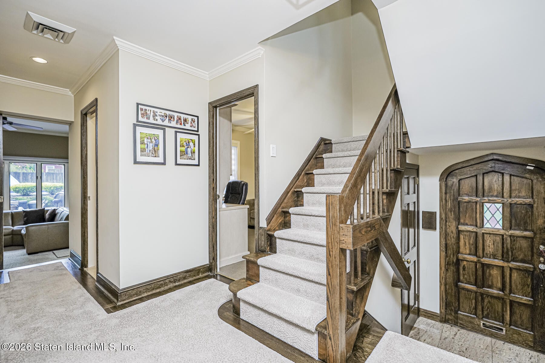 713 Edgegrove Avenue Image 4