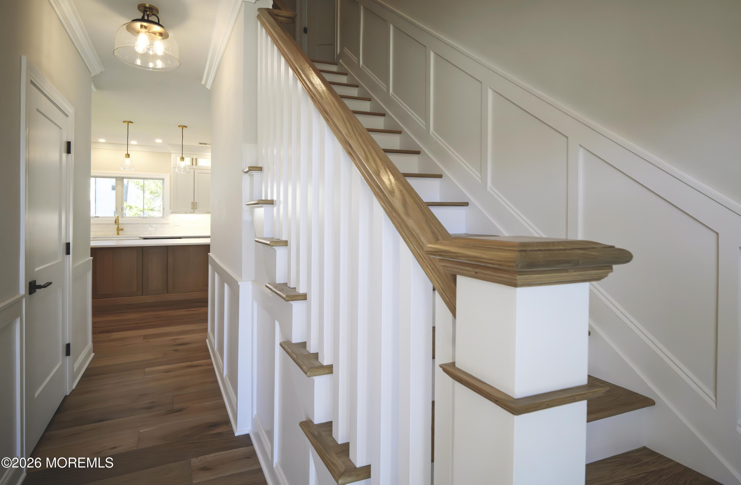 1235 Benedict Street Image 5