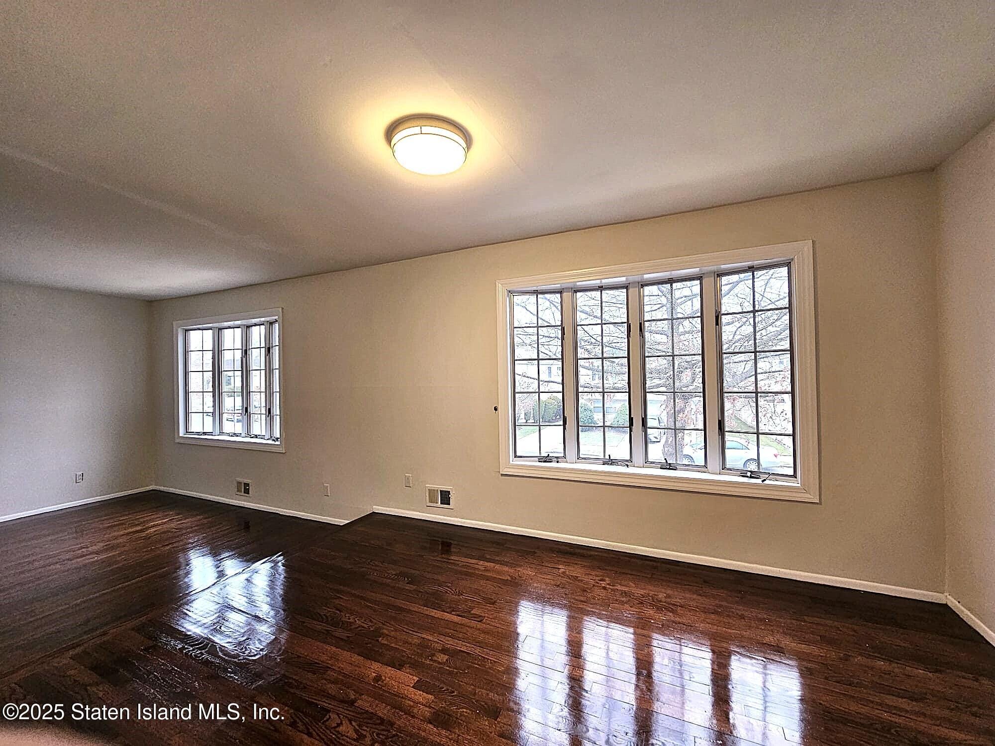 129 Forest Street, Staten Island, NY, 10314 image 11