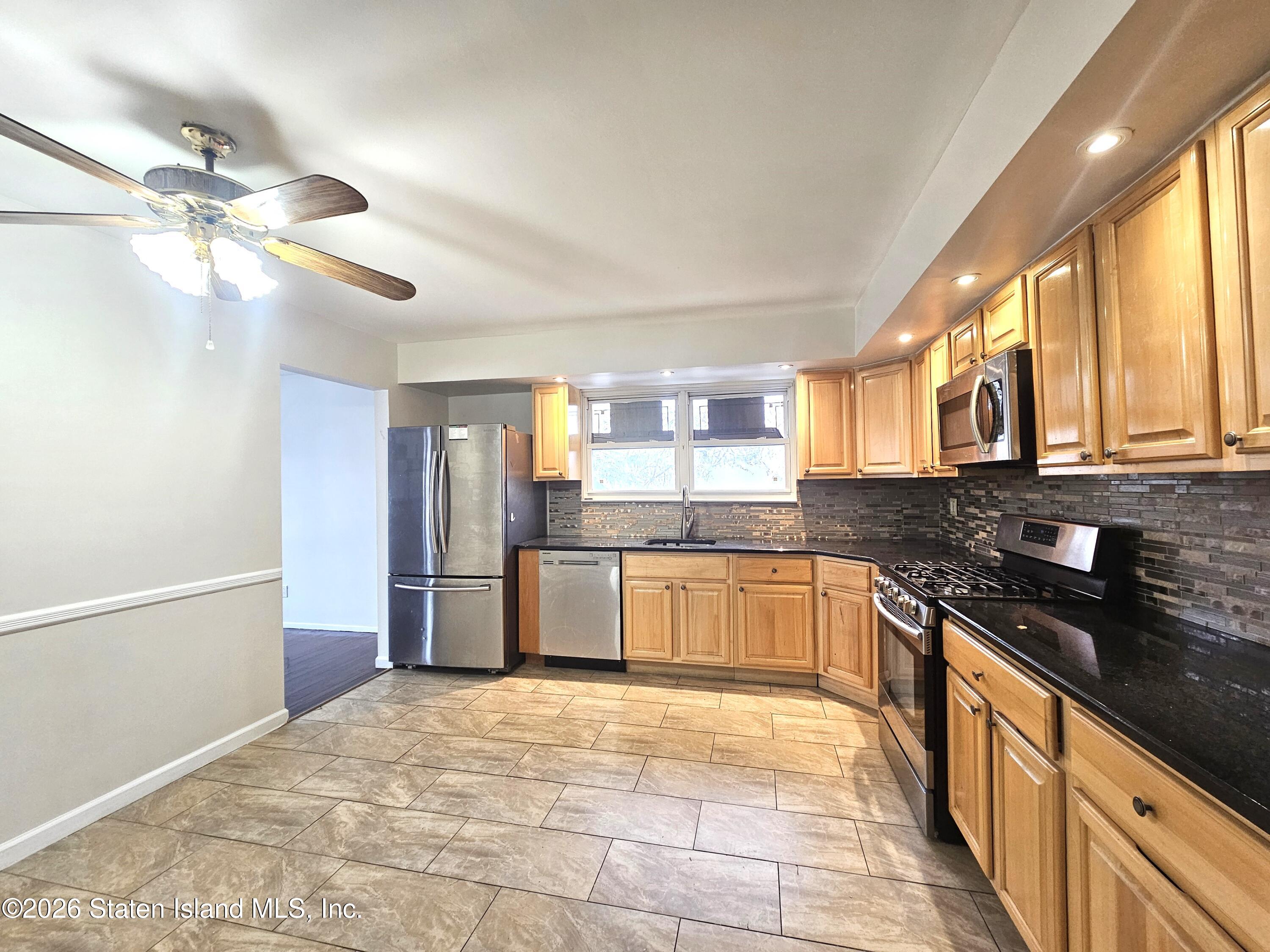 129 Forest Street, Staten Island, NY, 10314 image 25