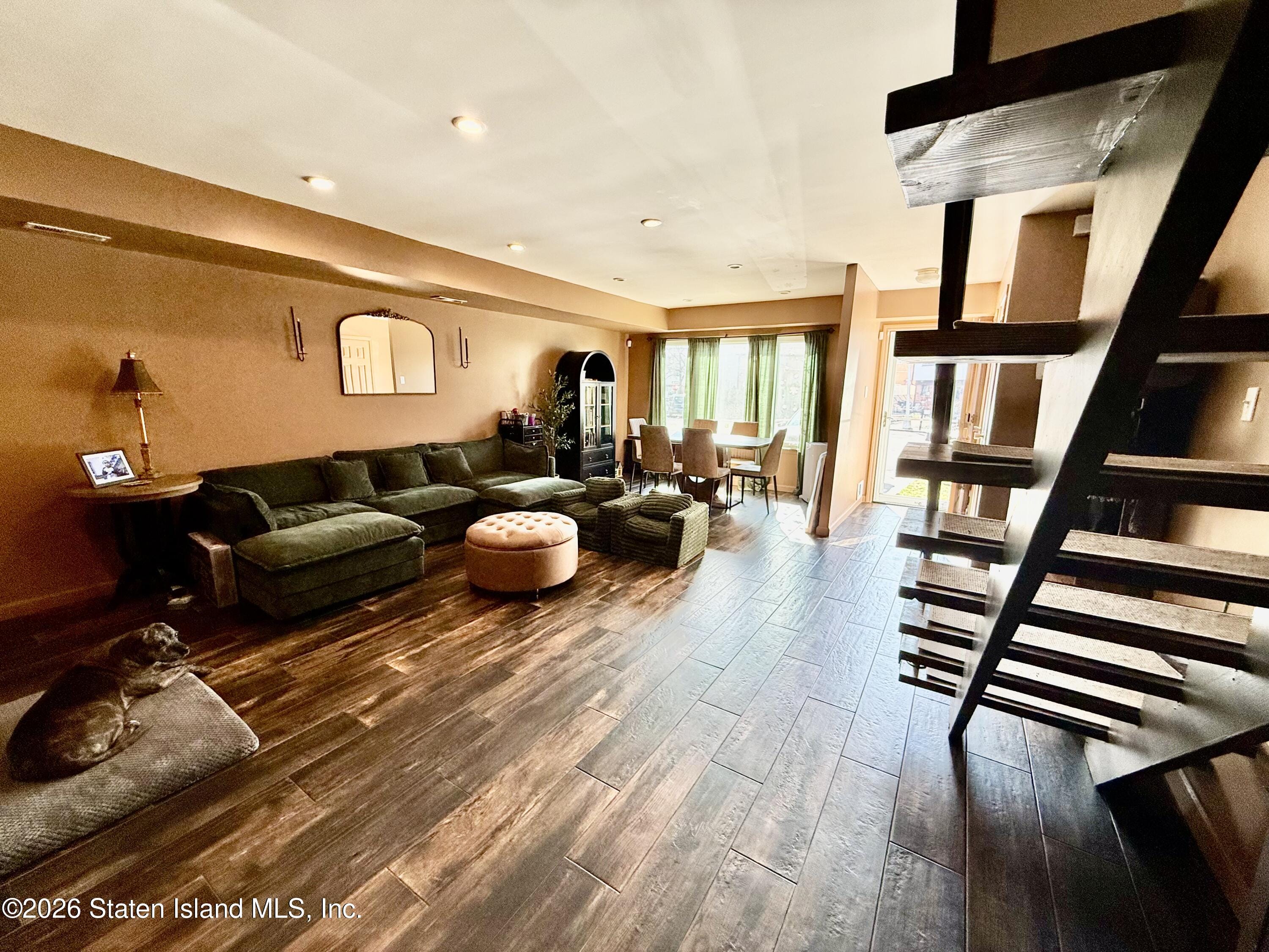 37 Tulip Circle Image 4