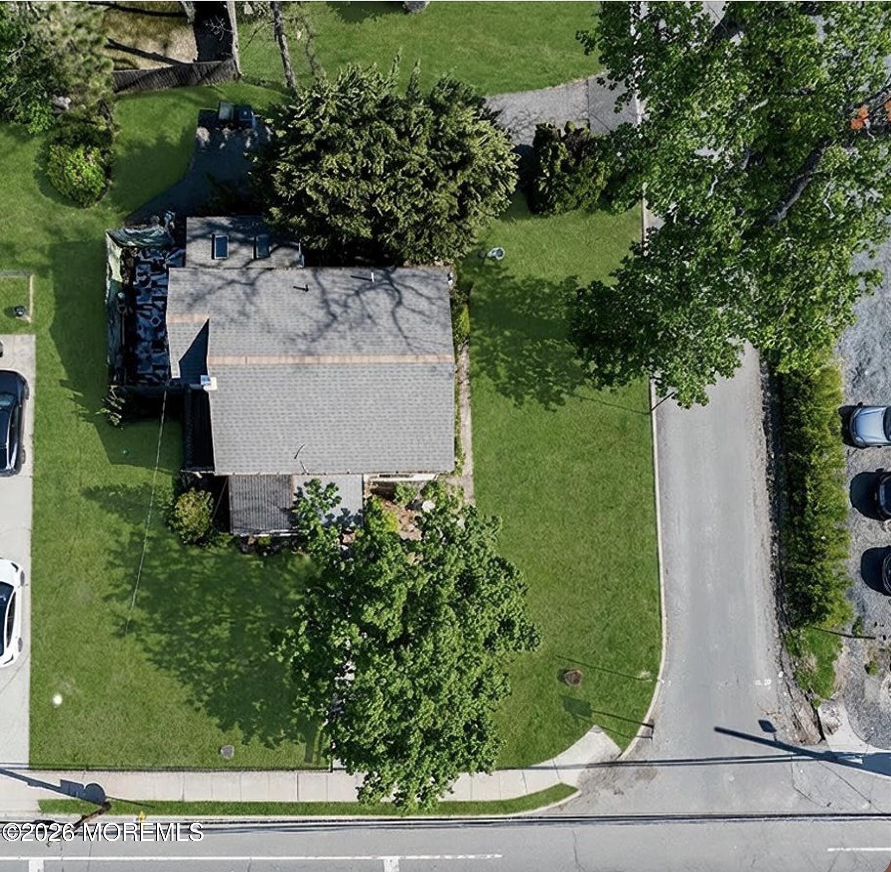 659 Holmdel Road Image 4