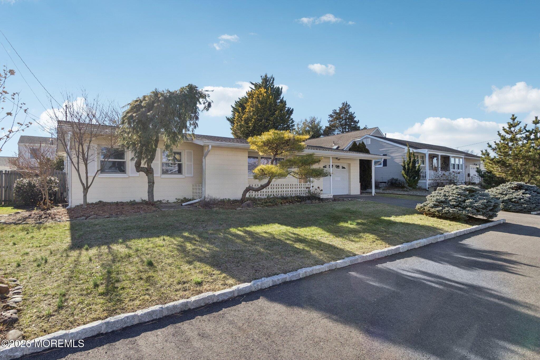 2318 Cardinal Drive Image 2