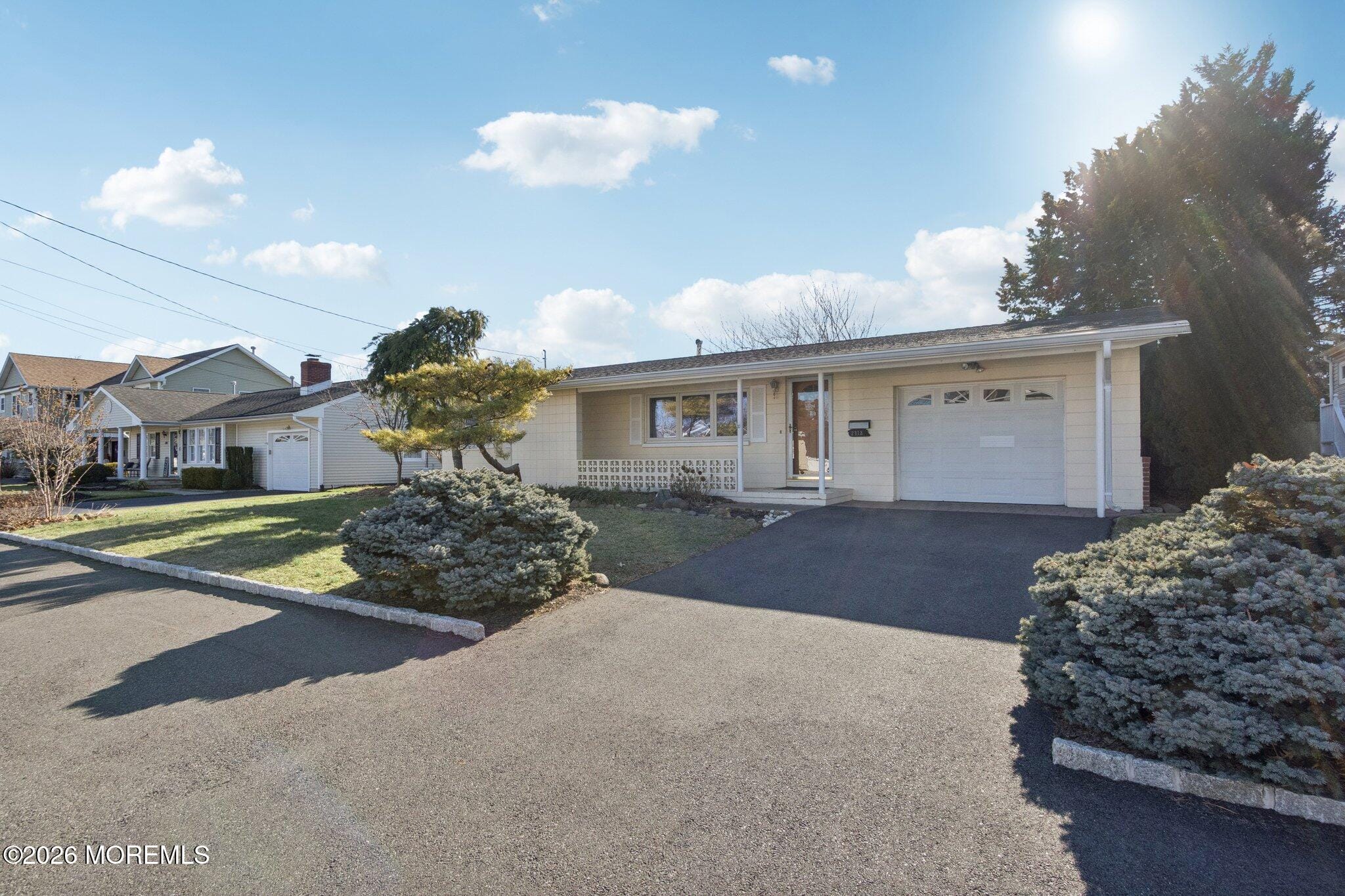 2318 Cardinal Drive Image 4