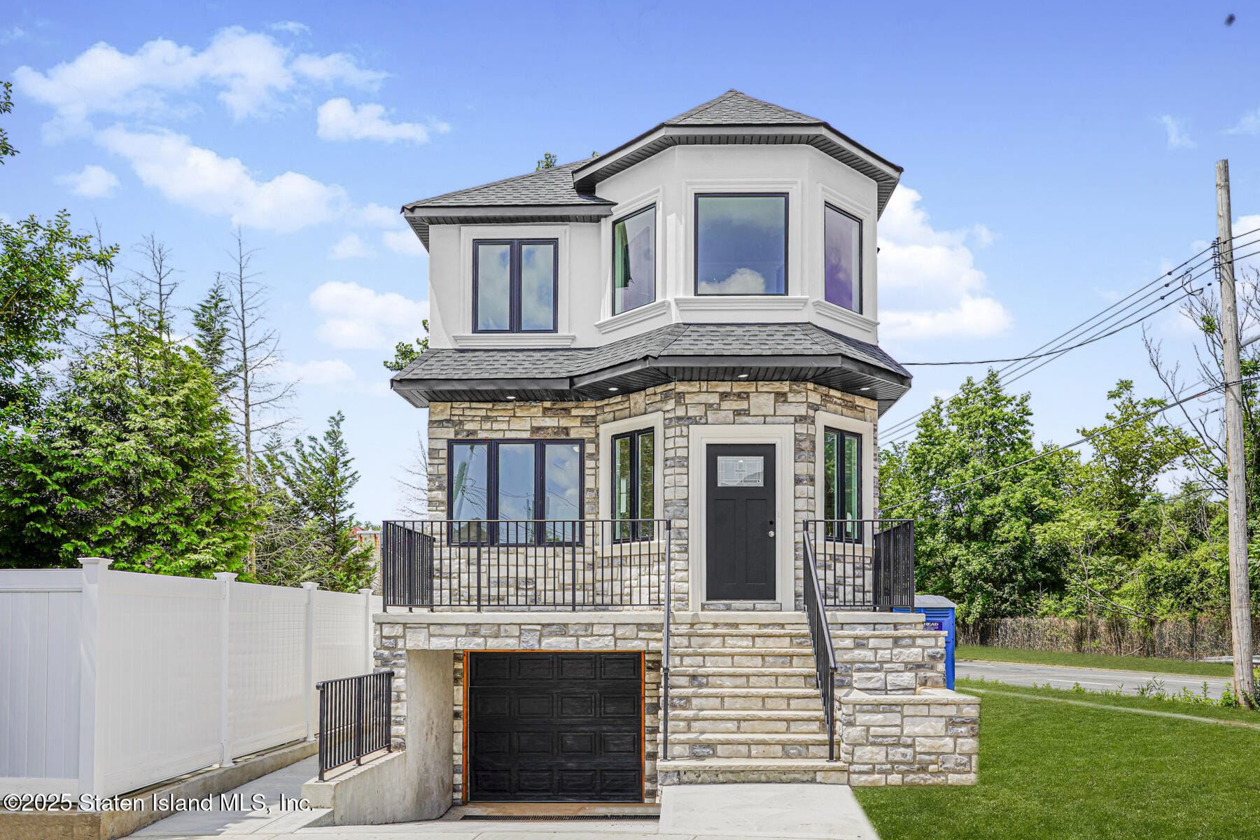 518 Bradford Avenue, Staten Island, NY, 10309