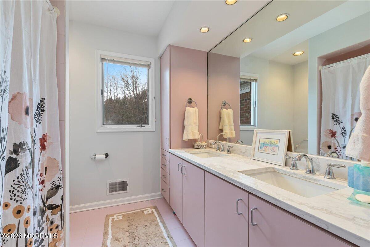 5 Tara Court, Holmdel, NJ, 07733 image 41