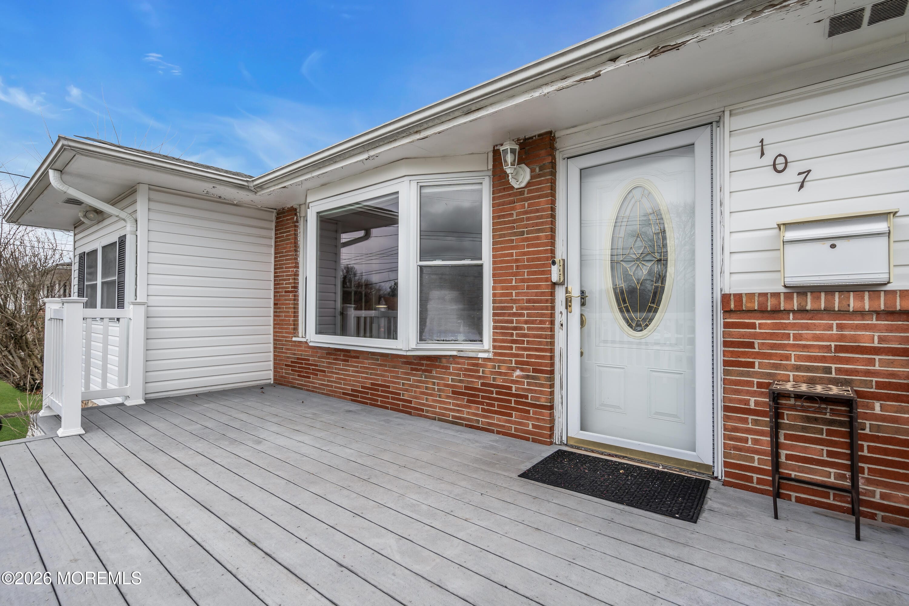 107 Rivercrest Drive Image 2