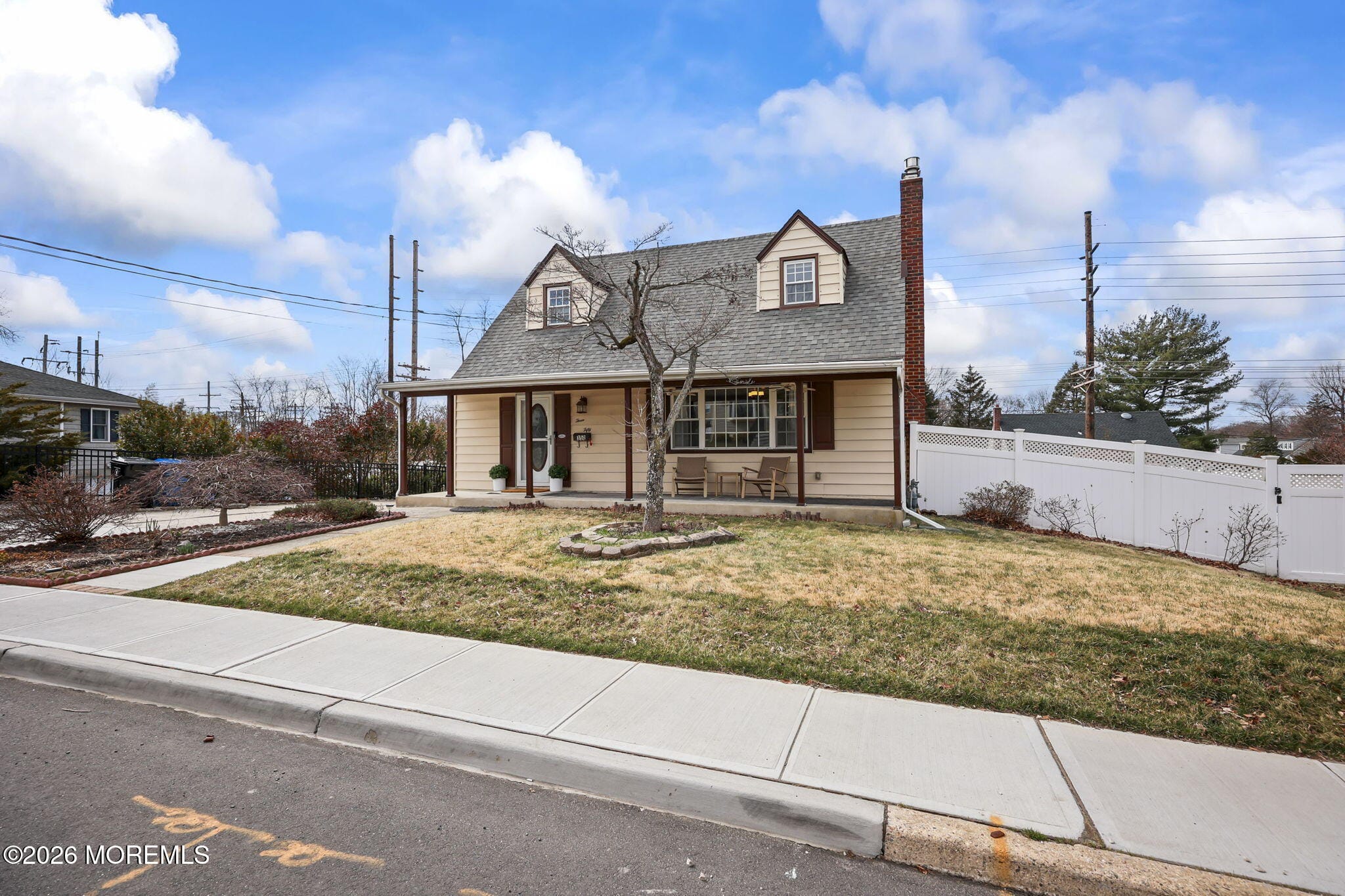 350 East Road, Belford, NJ, 07718 image 39