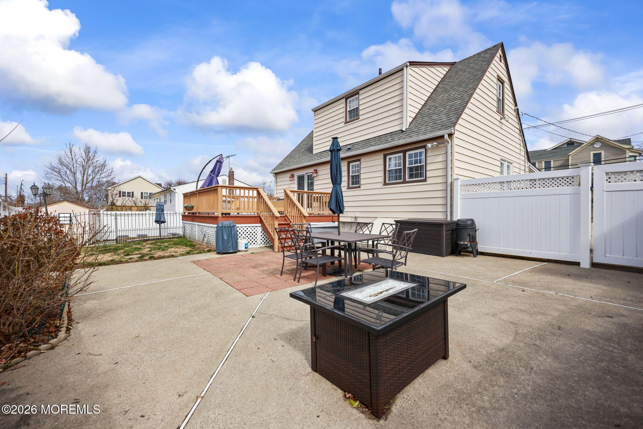 350 East Road, Belford, NJ, 07718 image 40