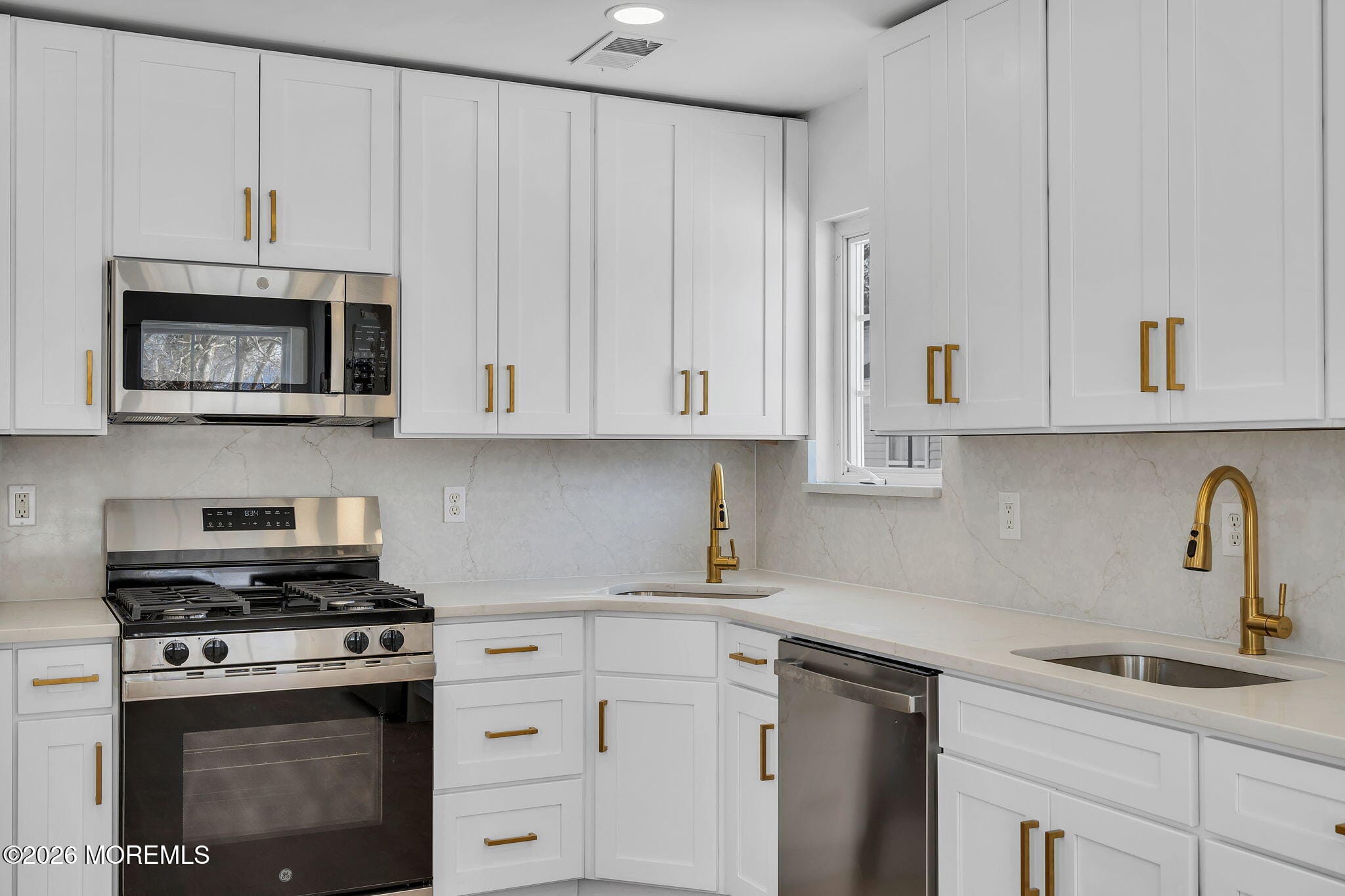 11 Schoolhouse Lane, Lakewood, NJ, 08701 image 17