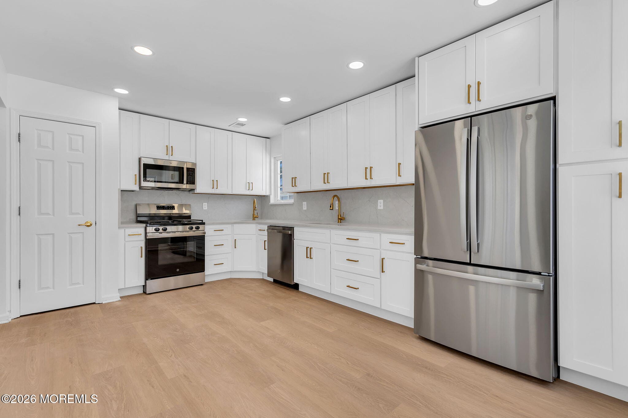 11 Schoolhouse Lane, Lakewood, NJ, 08701 image 16