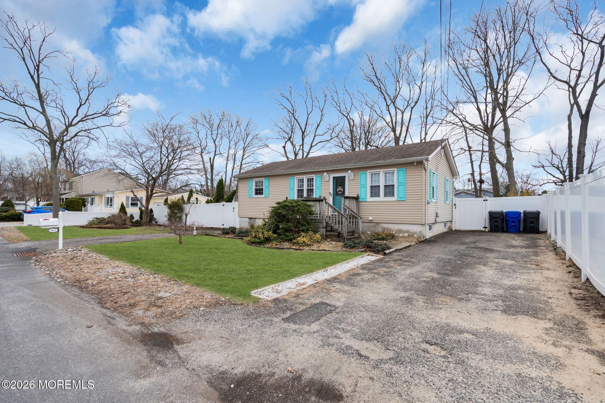 965 Gloucester Avenue Image 3