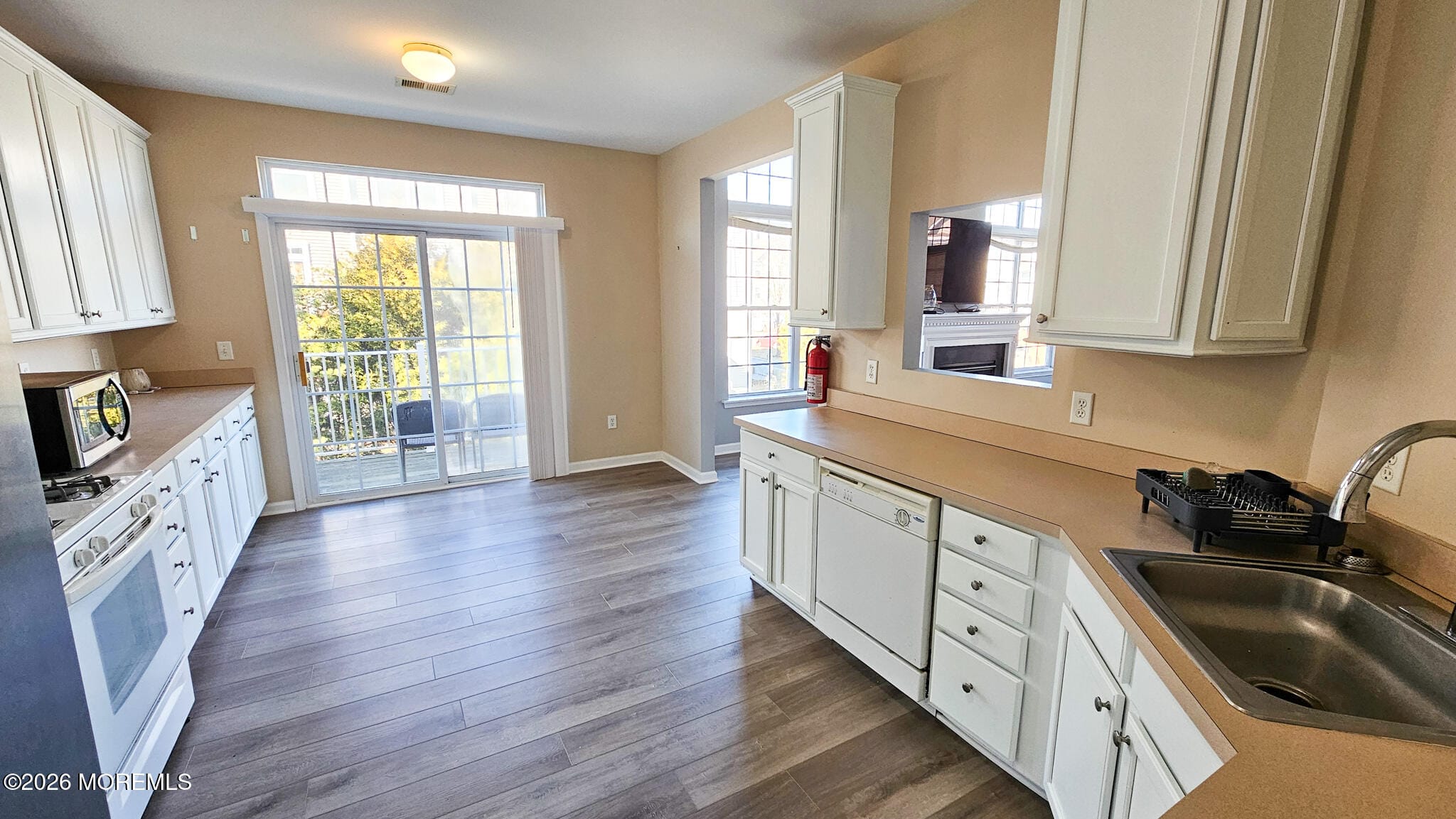 51 Farrah Drive 1611, Manahawkin, NJ, 08050 image 10