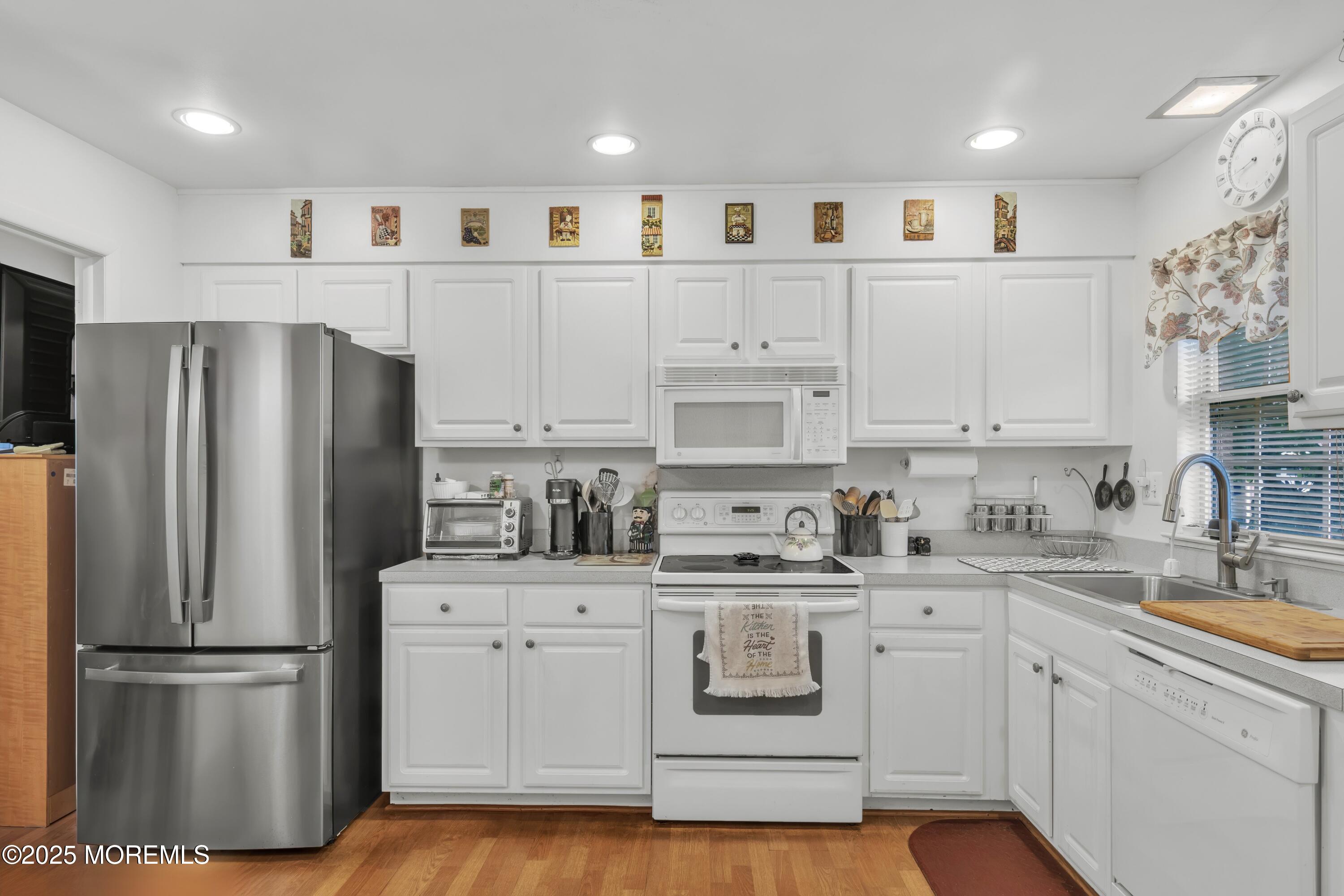 32C Yorkshire Court, Manchester, NJ, 08759 image 9