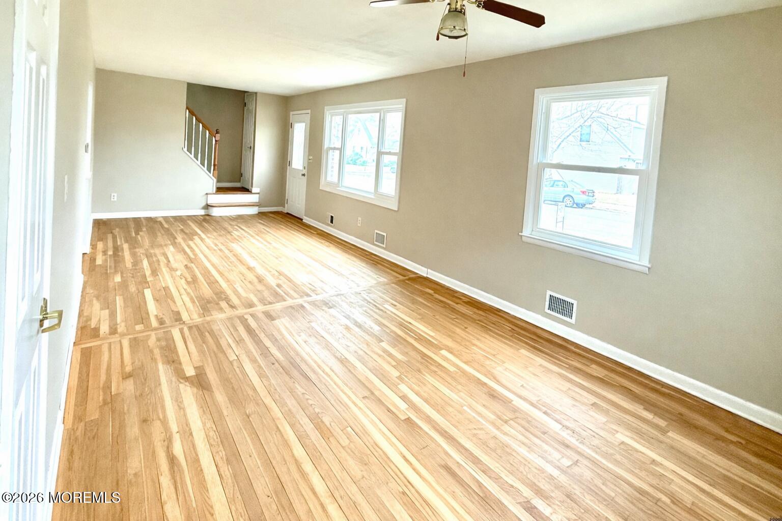 27 Runyon Avenue Image 5