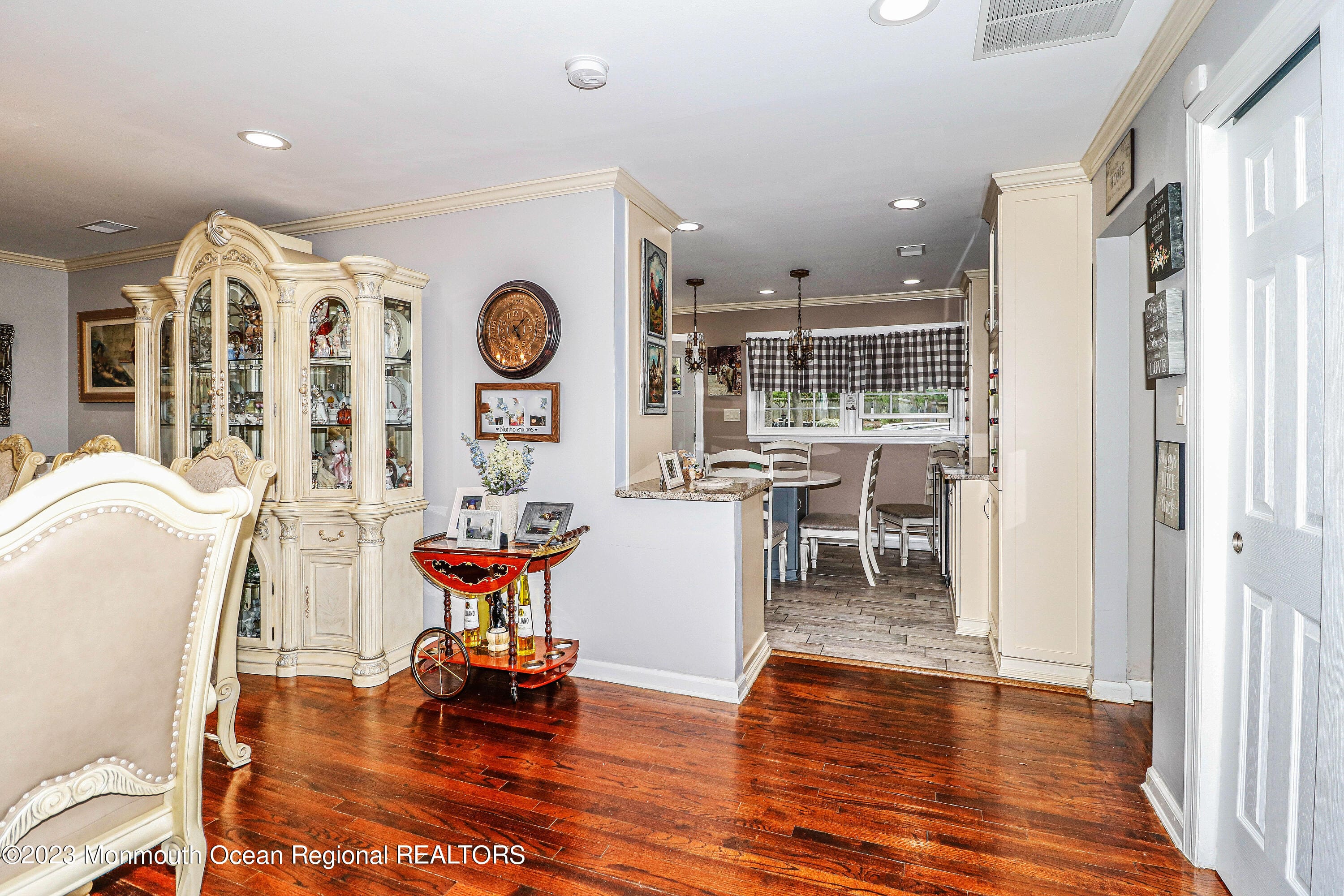 2 Agress Road Image 4